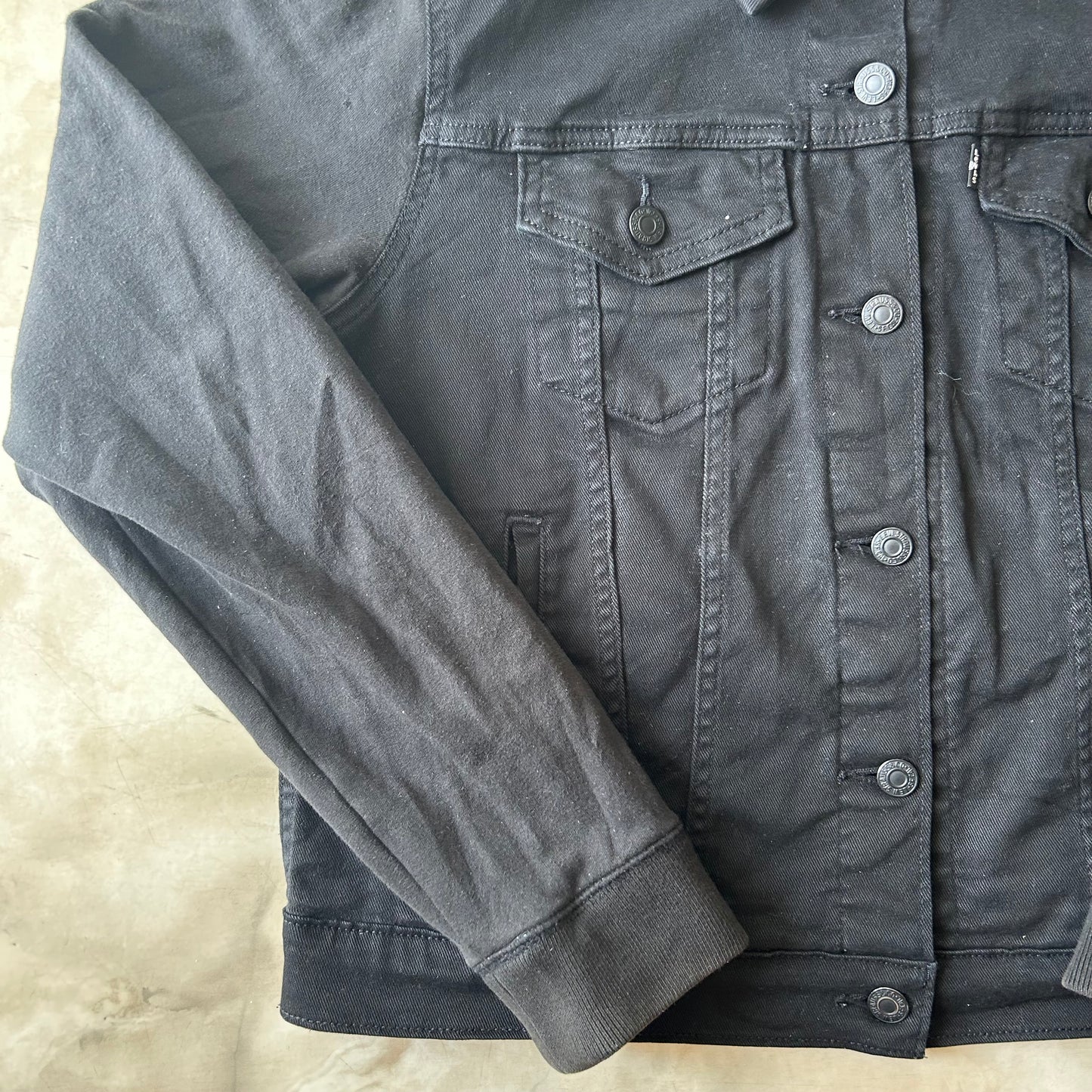 Bram's Vintage — sustainable streetwear from Bram's Vintage