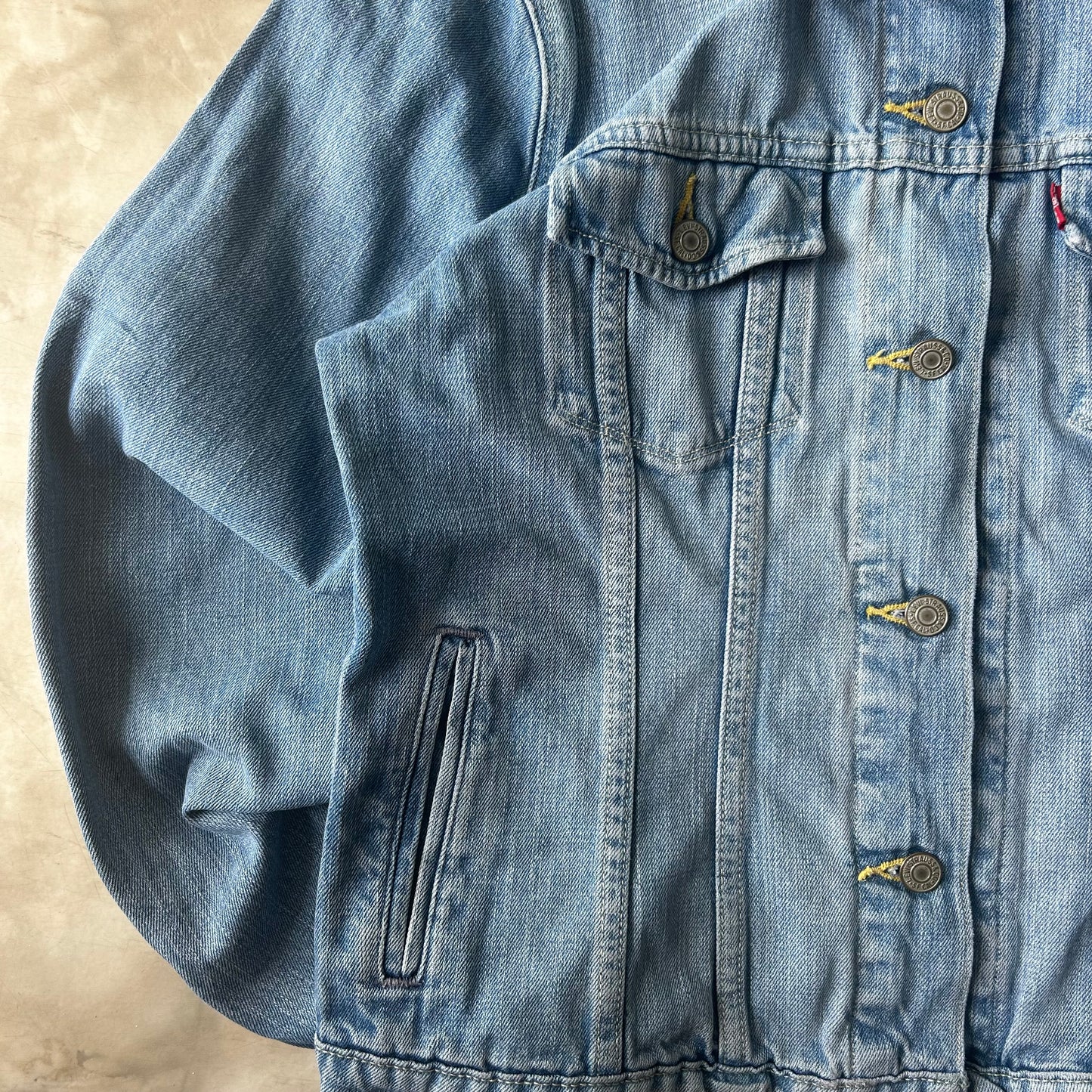 Bram's Vintage — sustainable streetwear from Bram's Vintage