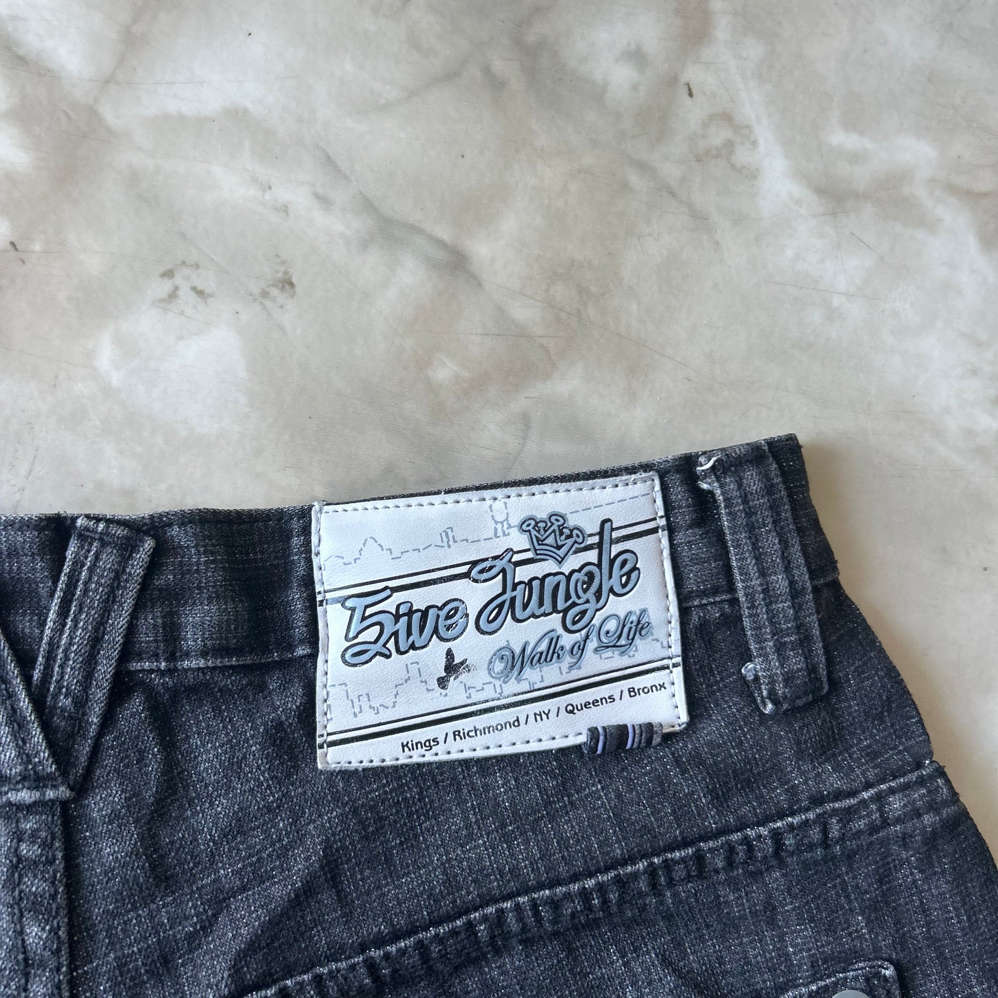 Bram's Vintage — sustainable streetwear from Bram's Vintage