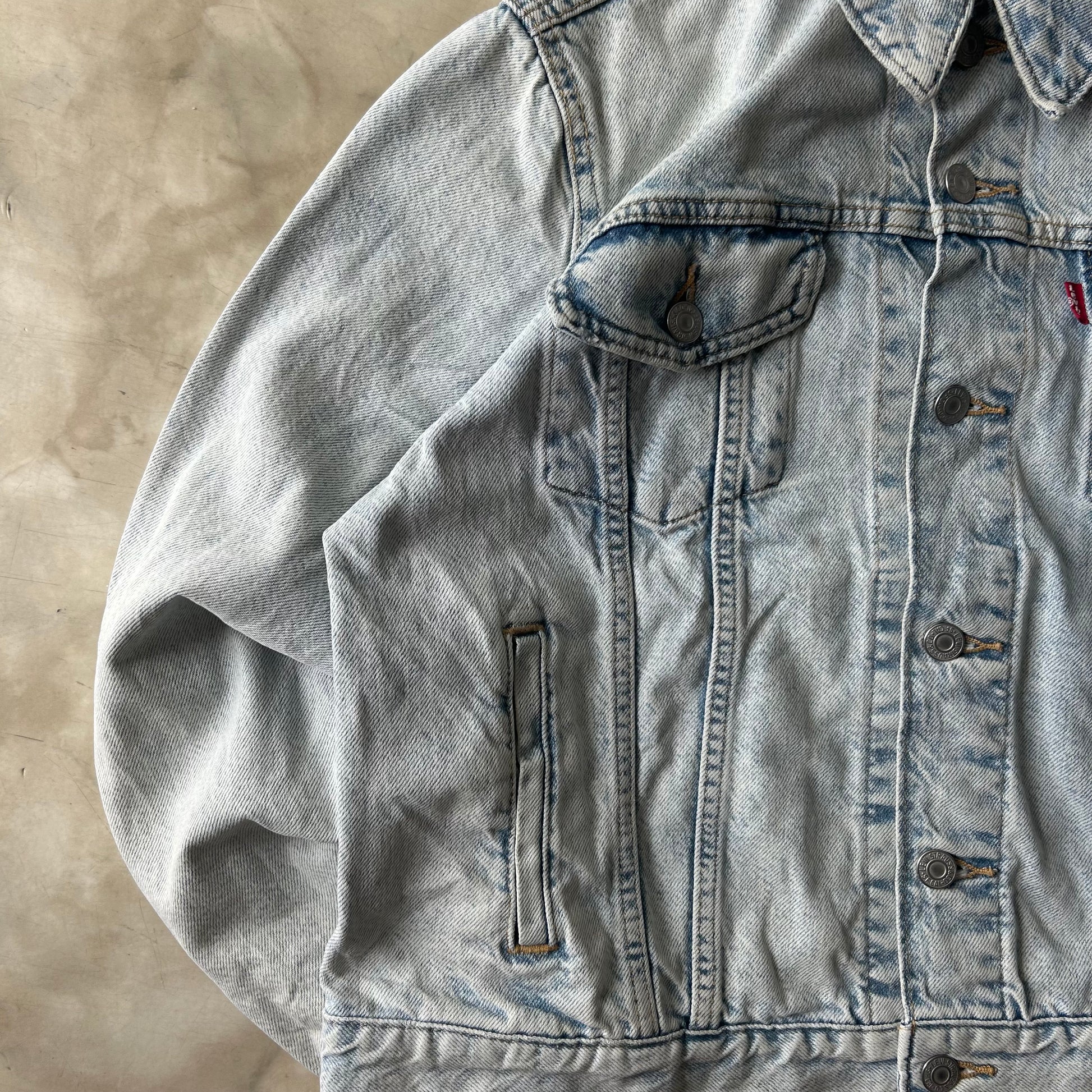 Bram's Vintage — sustainable streetwear from Bram's Vintage