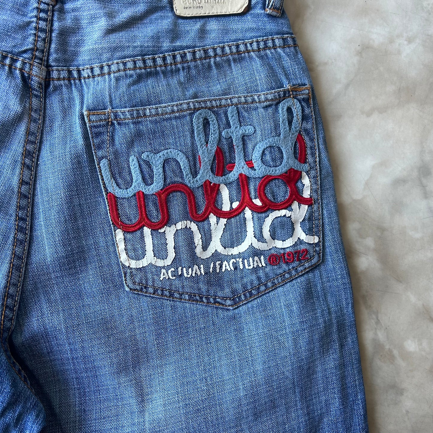 Bram's Vintage — sustainable streetwear from Bram's Vintage