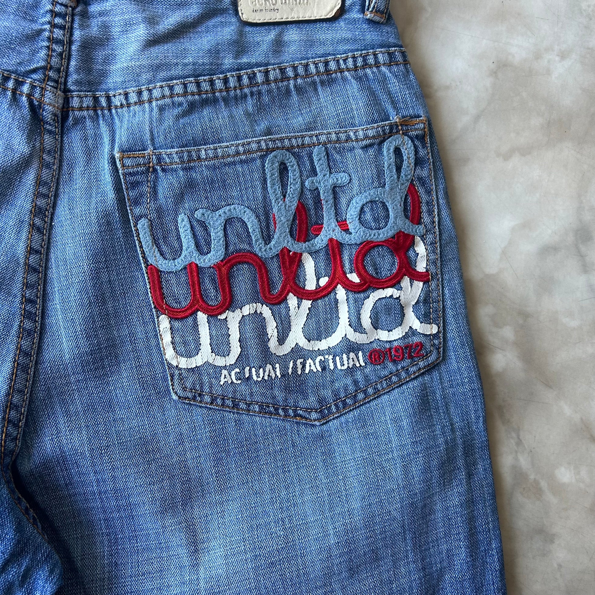 Bram's Vintage — sustainable streetwear from Bram's Vintage