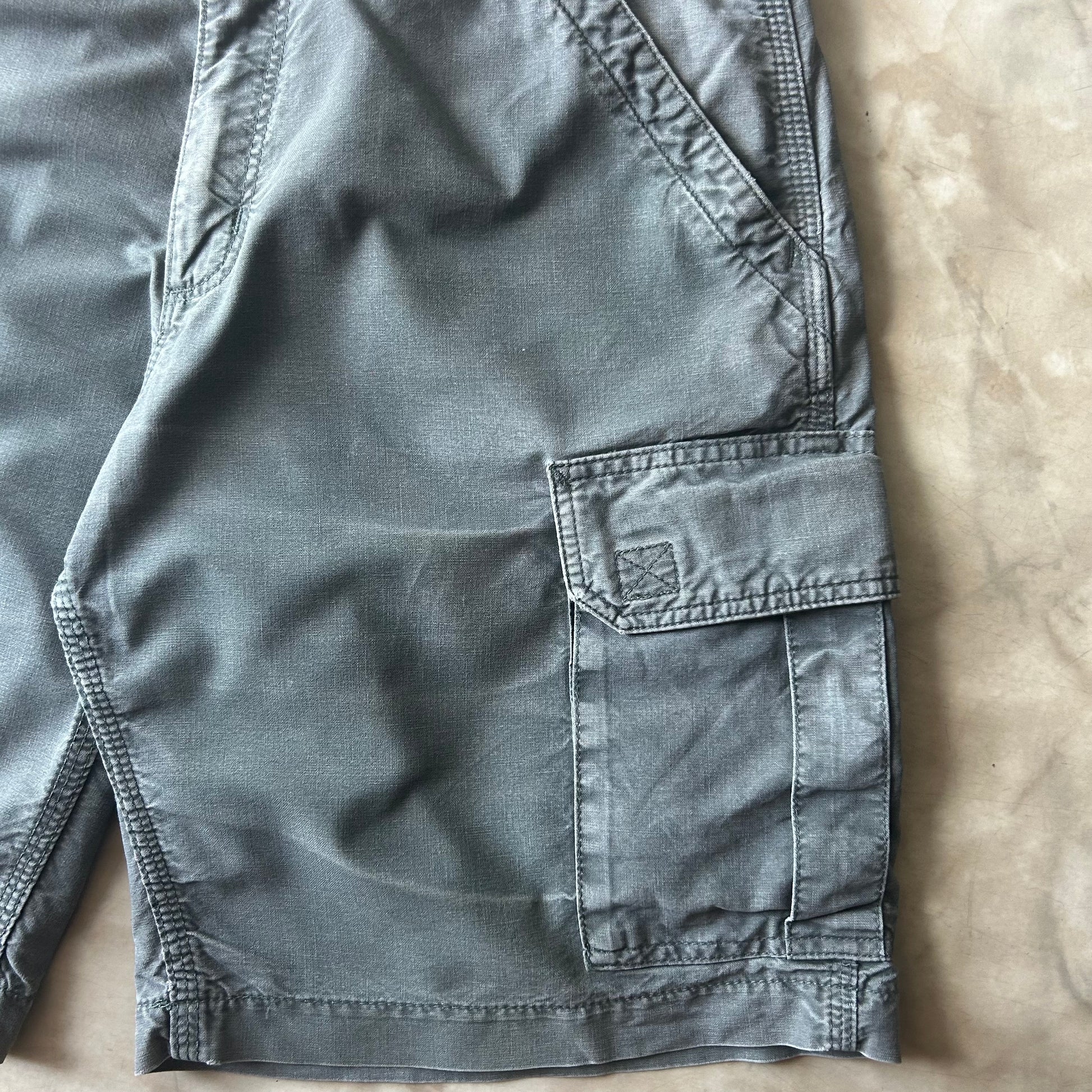 Bram's Vintage — sustainable streetwear from Bram's Vintage