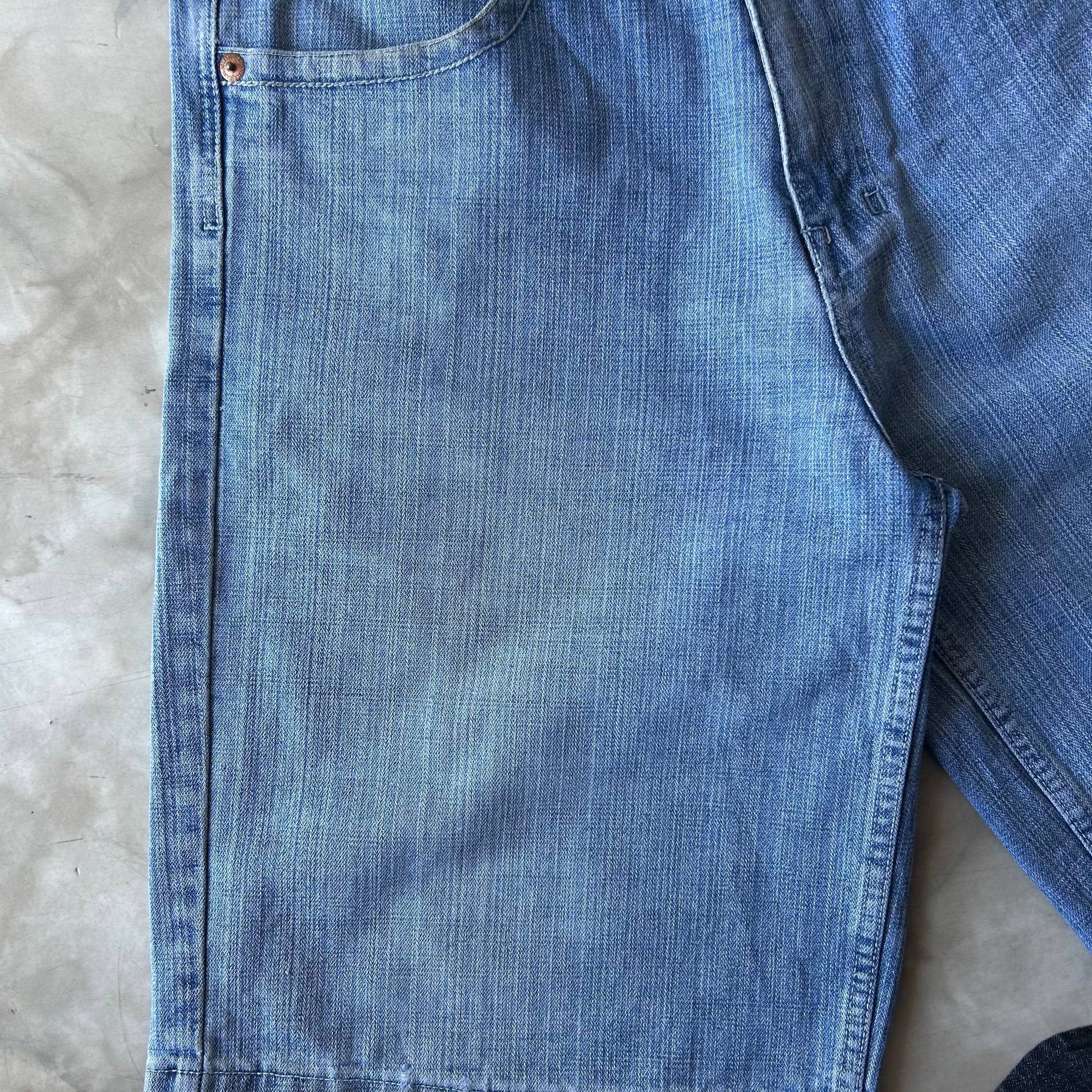 Bram's Vintage — sustainable streetwear from Bram's Vintage