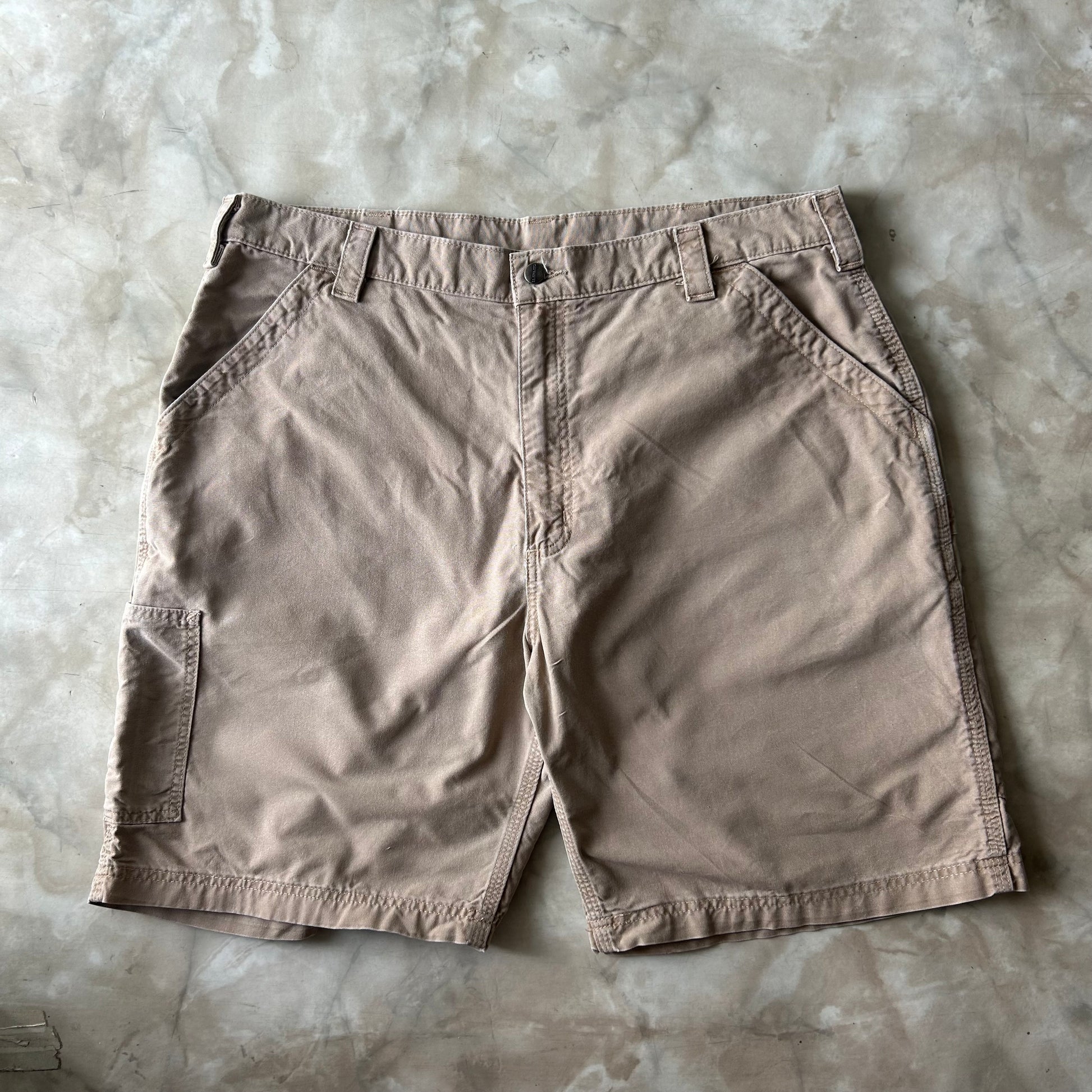 Vintage Bram's Vintage Carhartt Loose Fit Work Short Beige in Beige — sustainable streetwear from Bram's Vintage