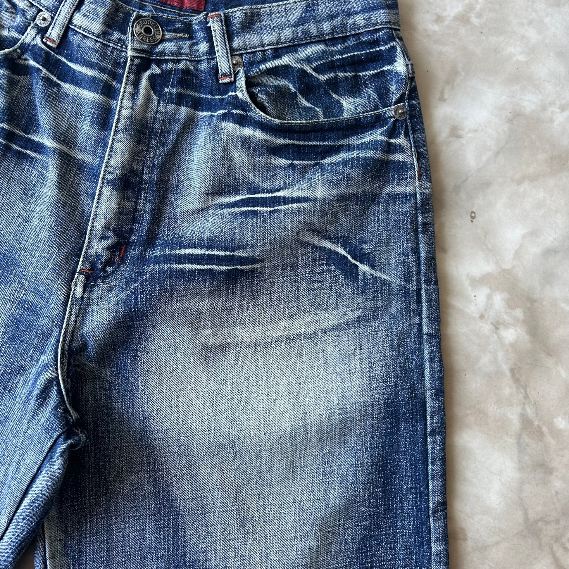 Bram's Vintage — sustainable streetwear from Bram's Vintage