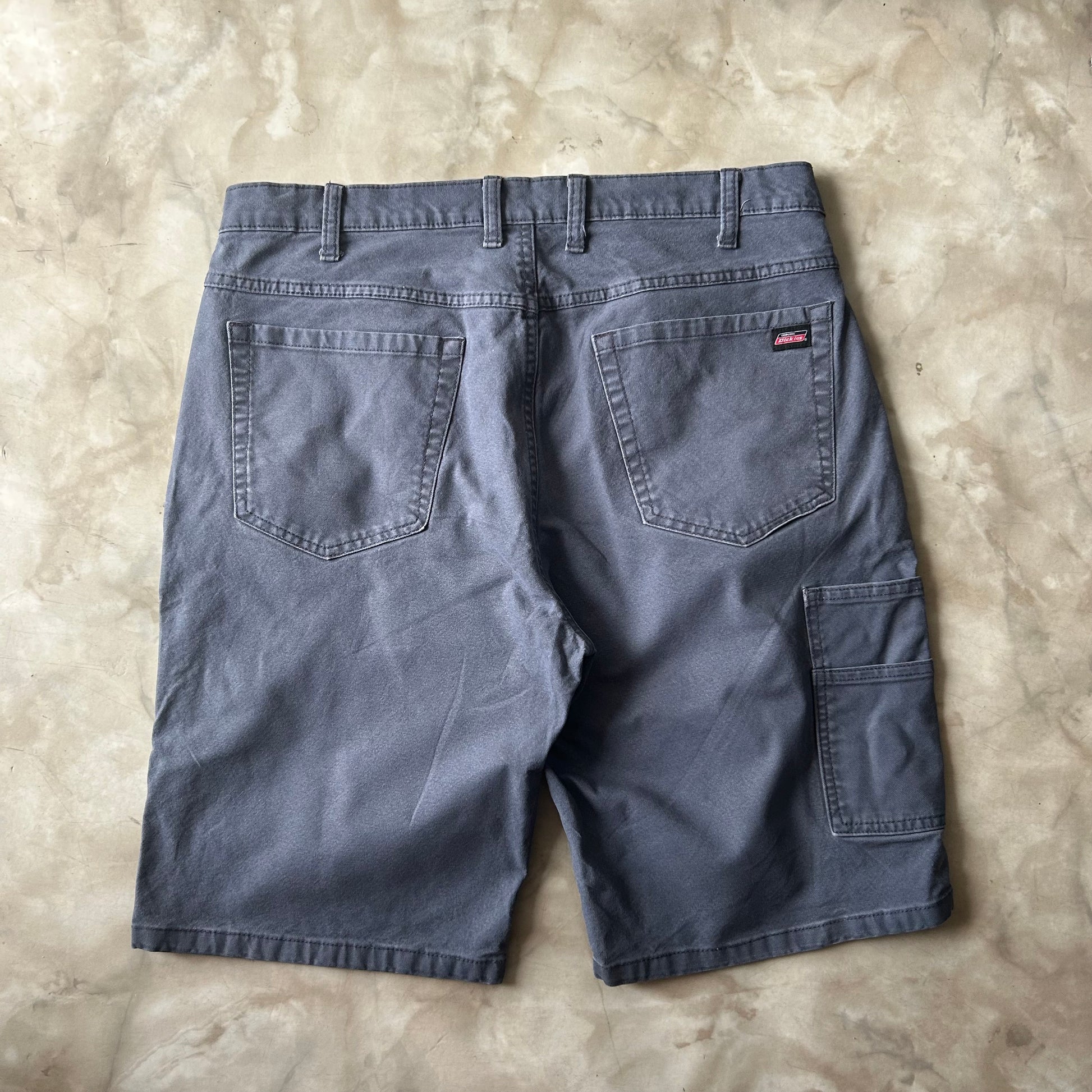 Bram's Vintage — sustainable streetwear from Bram's Vintage