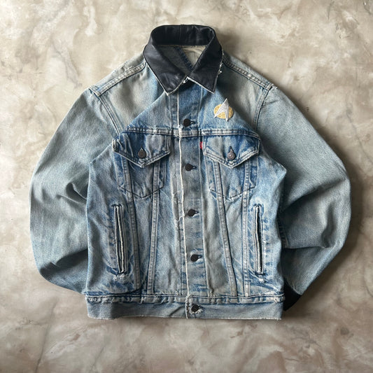 Vintage Levi's Denim Jacket Light Blue Star Trek Badge (women's)