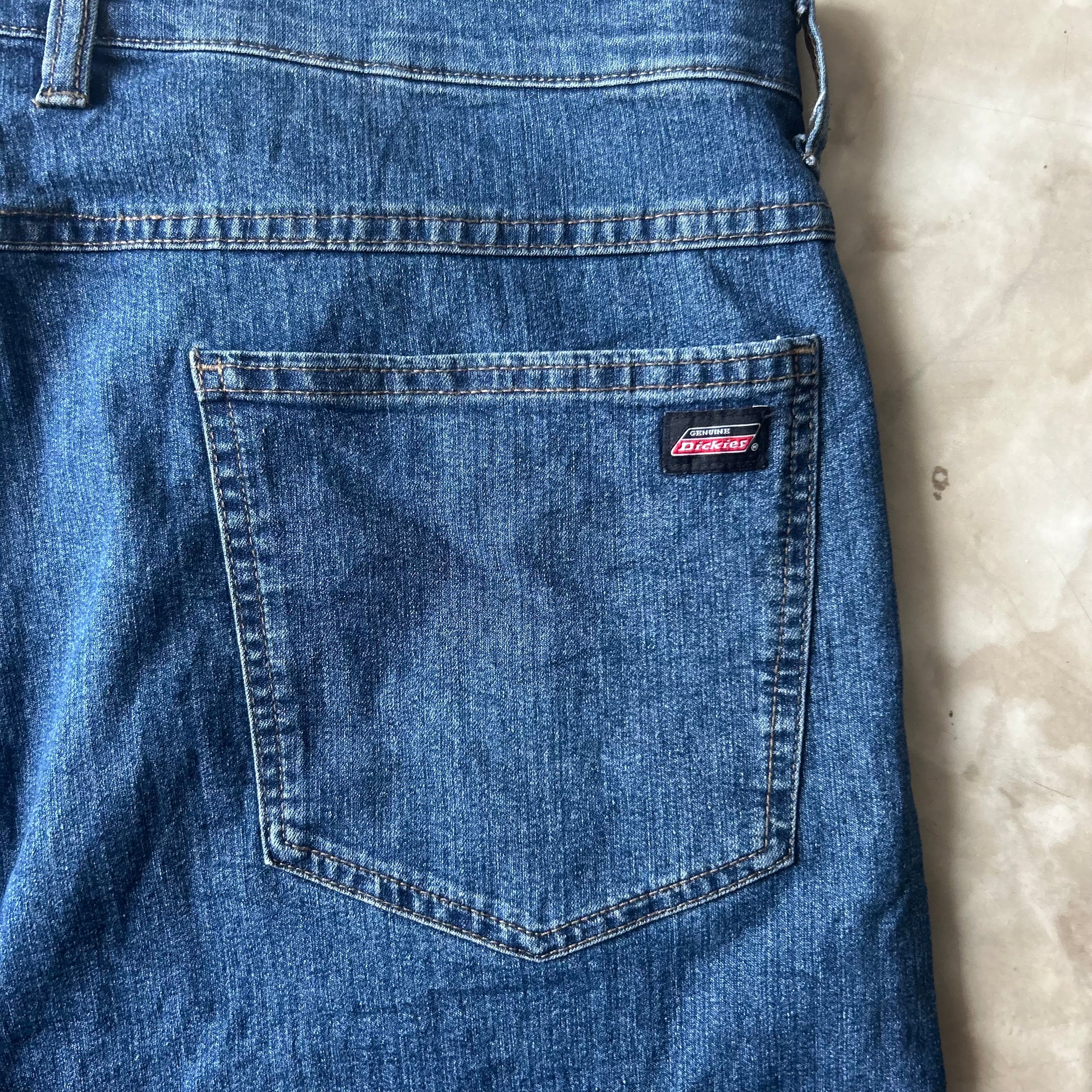 Bram's Vintage — sustainable streetwear from Bram's Vintage