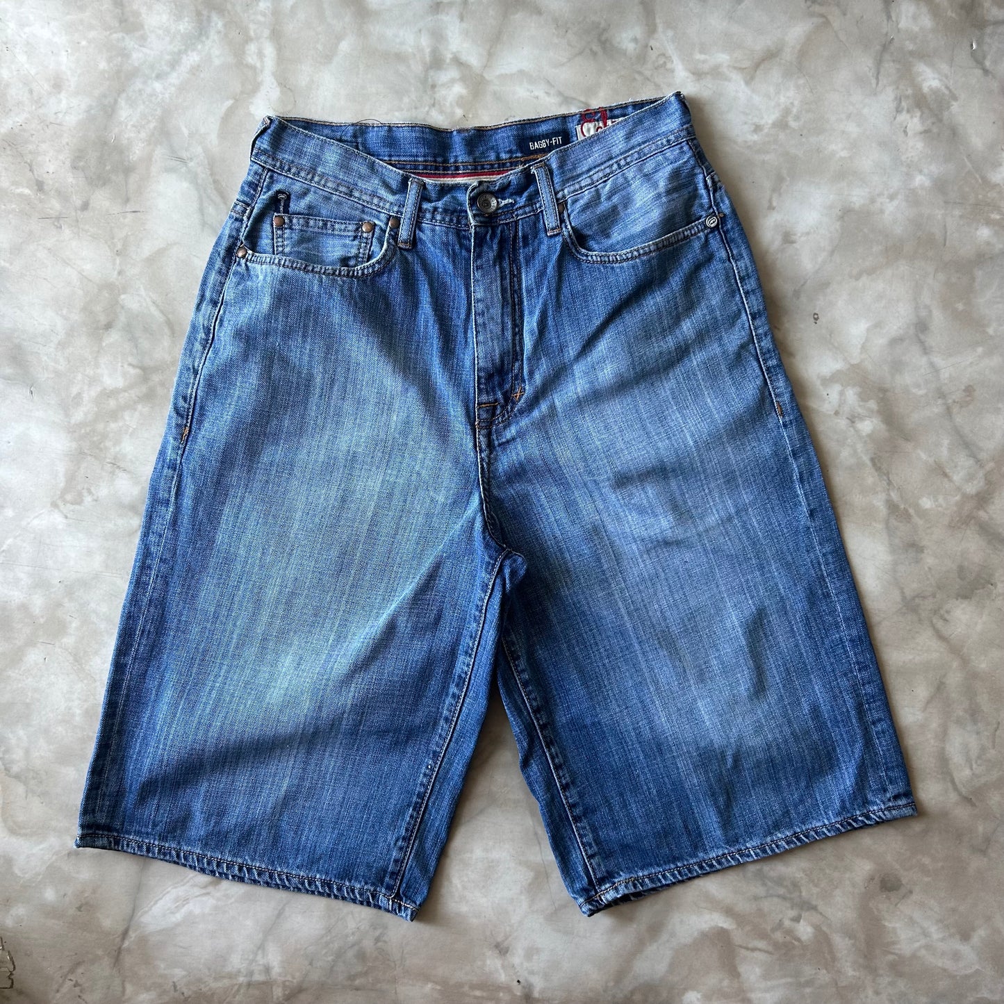 Bram's Vintage — sustainable streetwear from Bram's Vintage