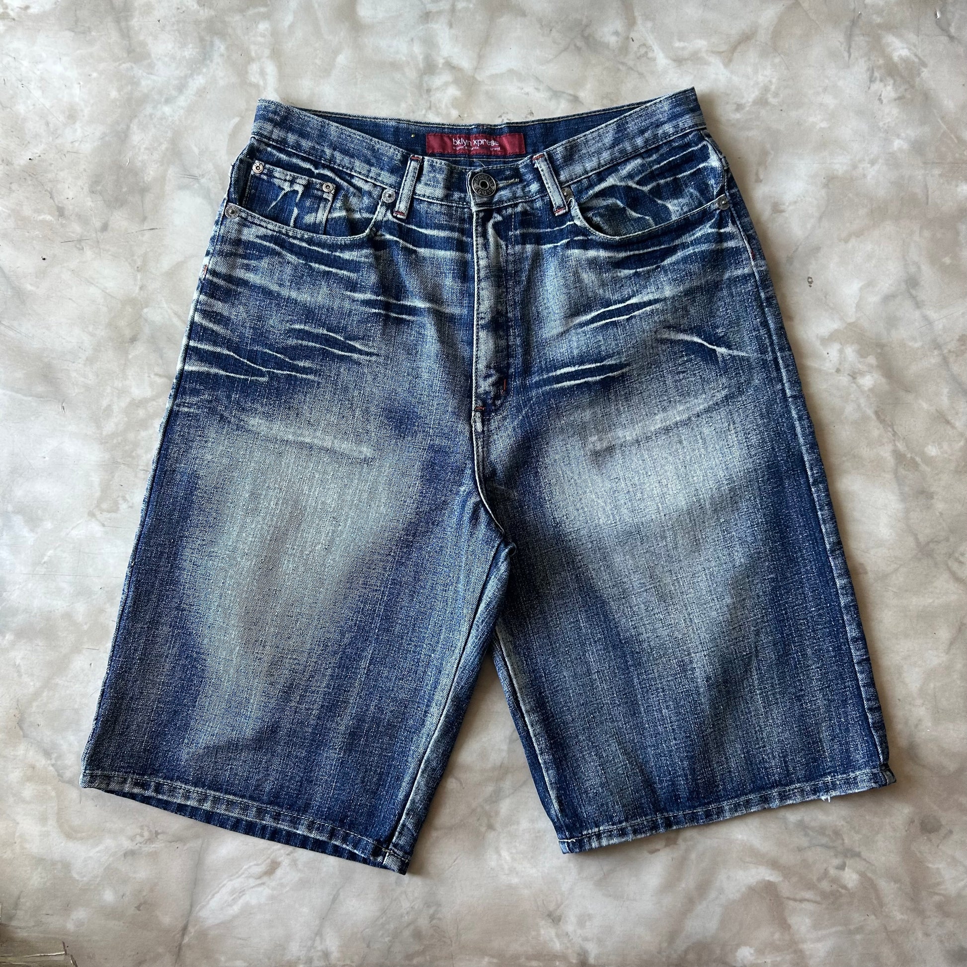 Bram's Vintage — sustainable streetwear from Bram's Vintage
