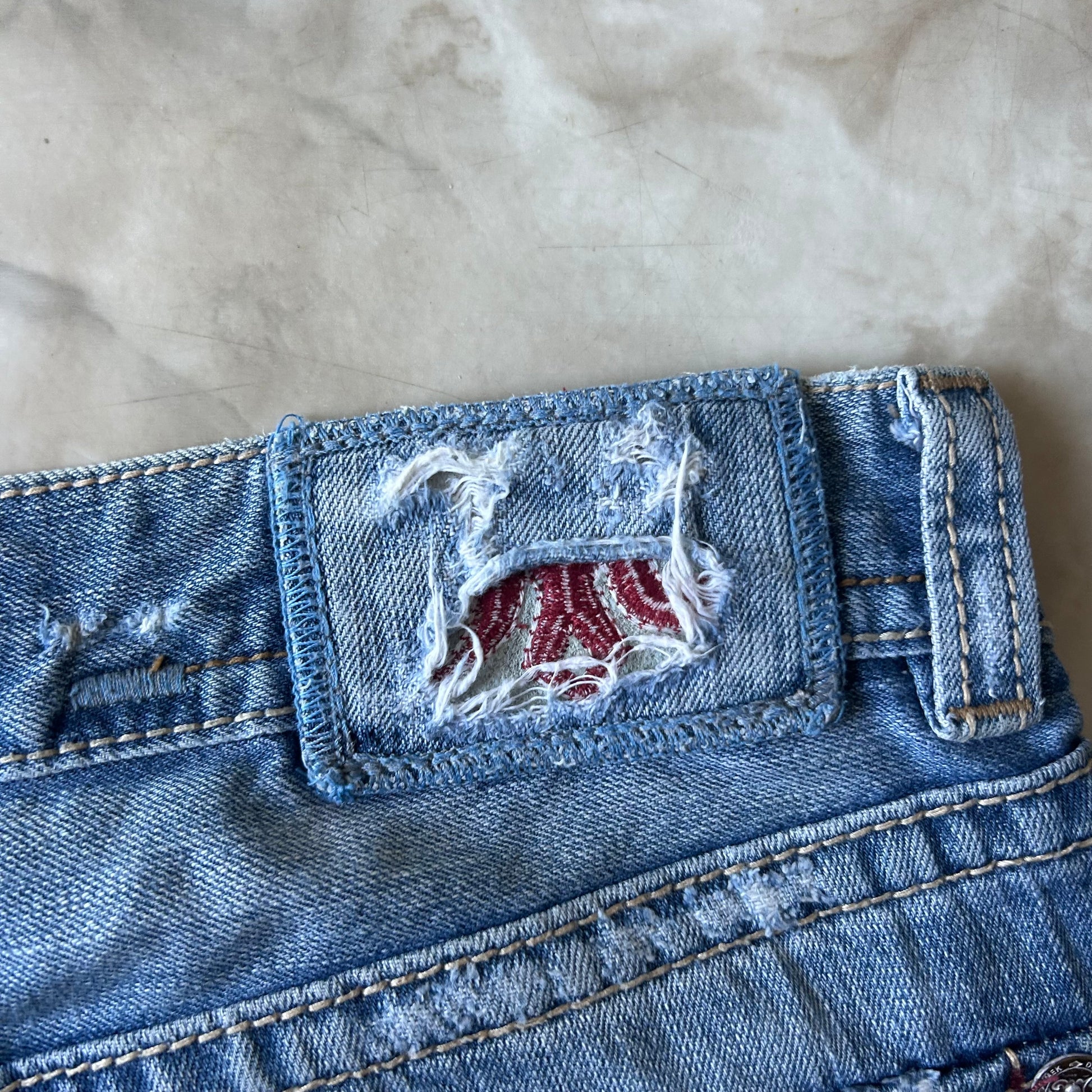 Bram's Vintage — sustainable streetwear from Bram's Vintage