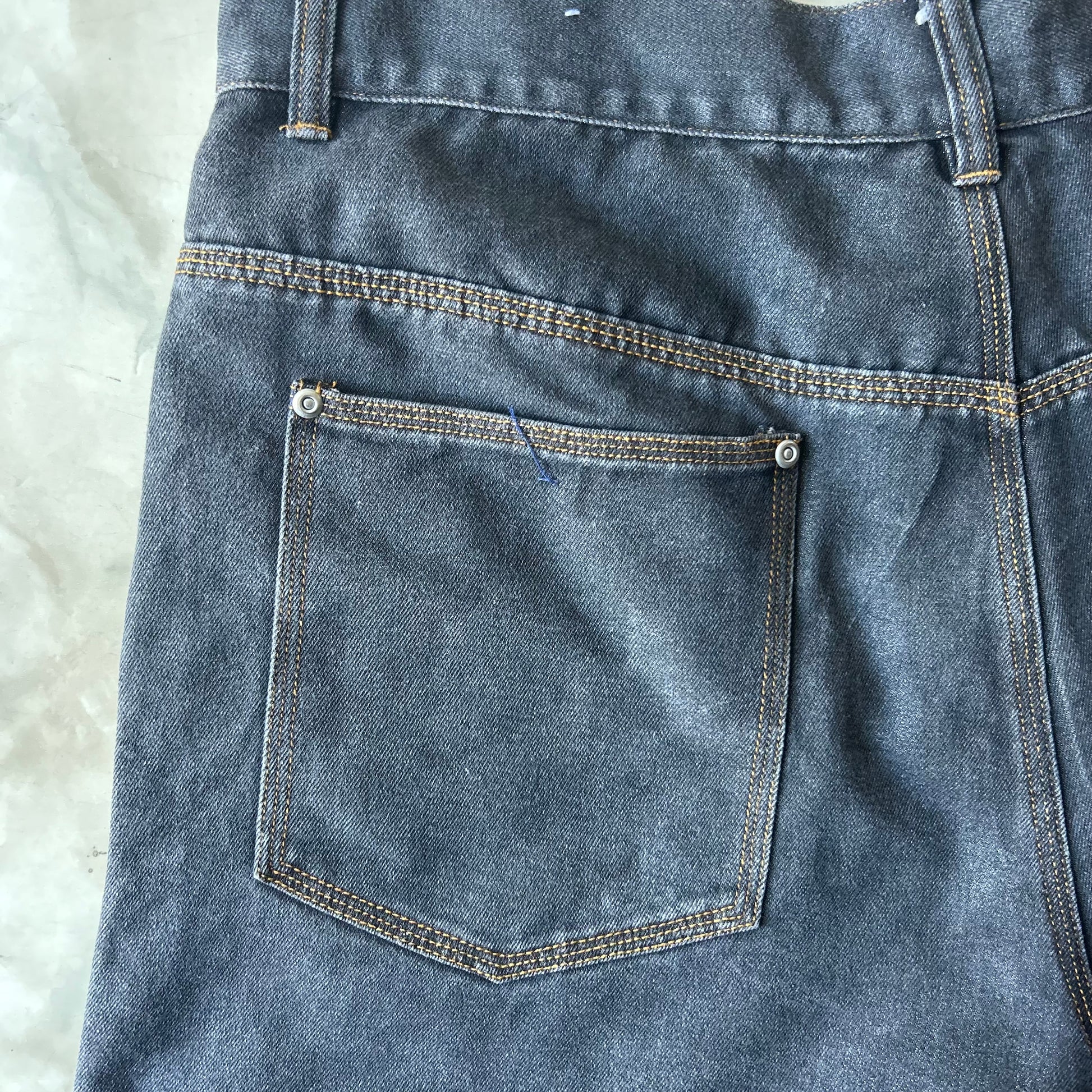 Bram's Vintage — sustainable streetwear from Bram's Vintage