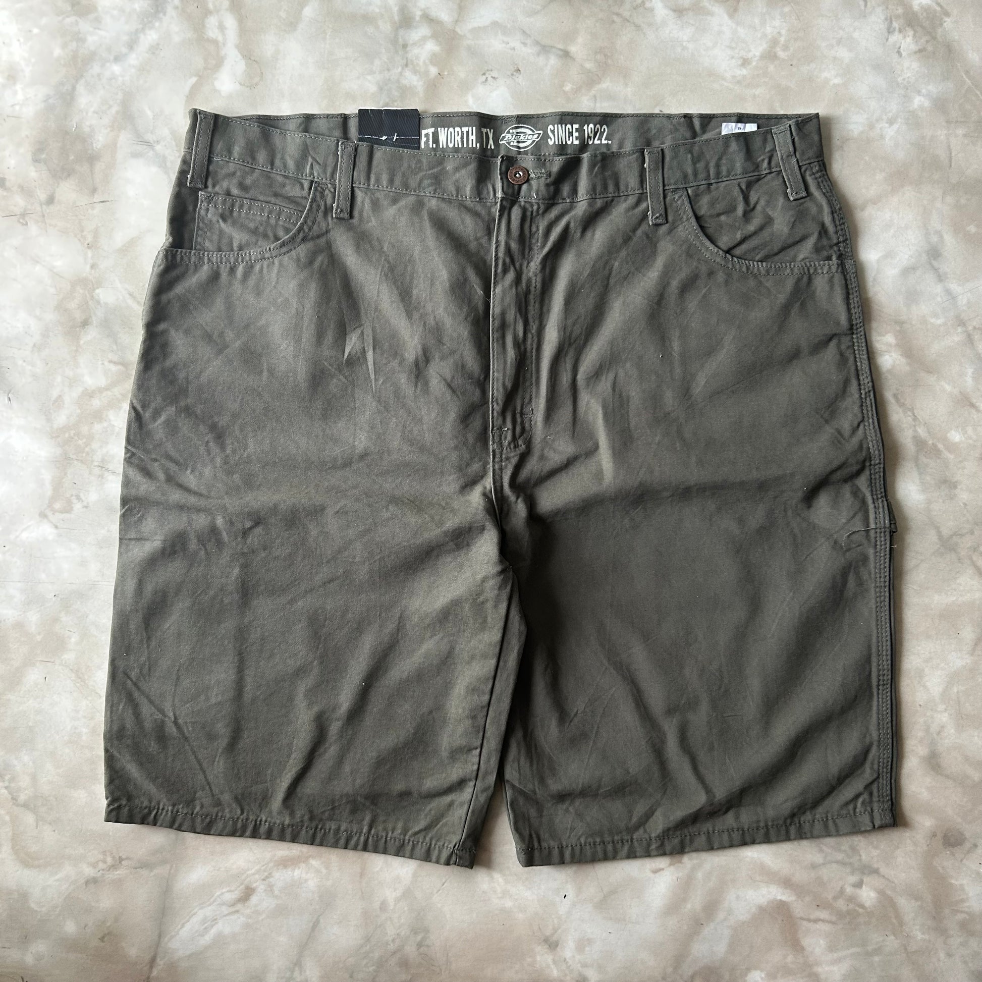 Bram's Vintage Dickies Carpenter Short Green (BNWT) in Green — sustainable streetwear from Bram's Vintage