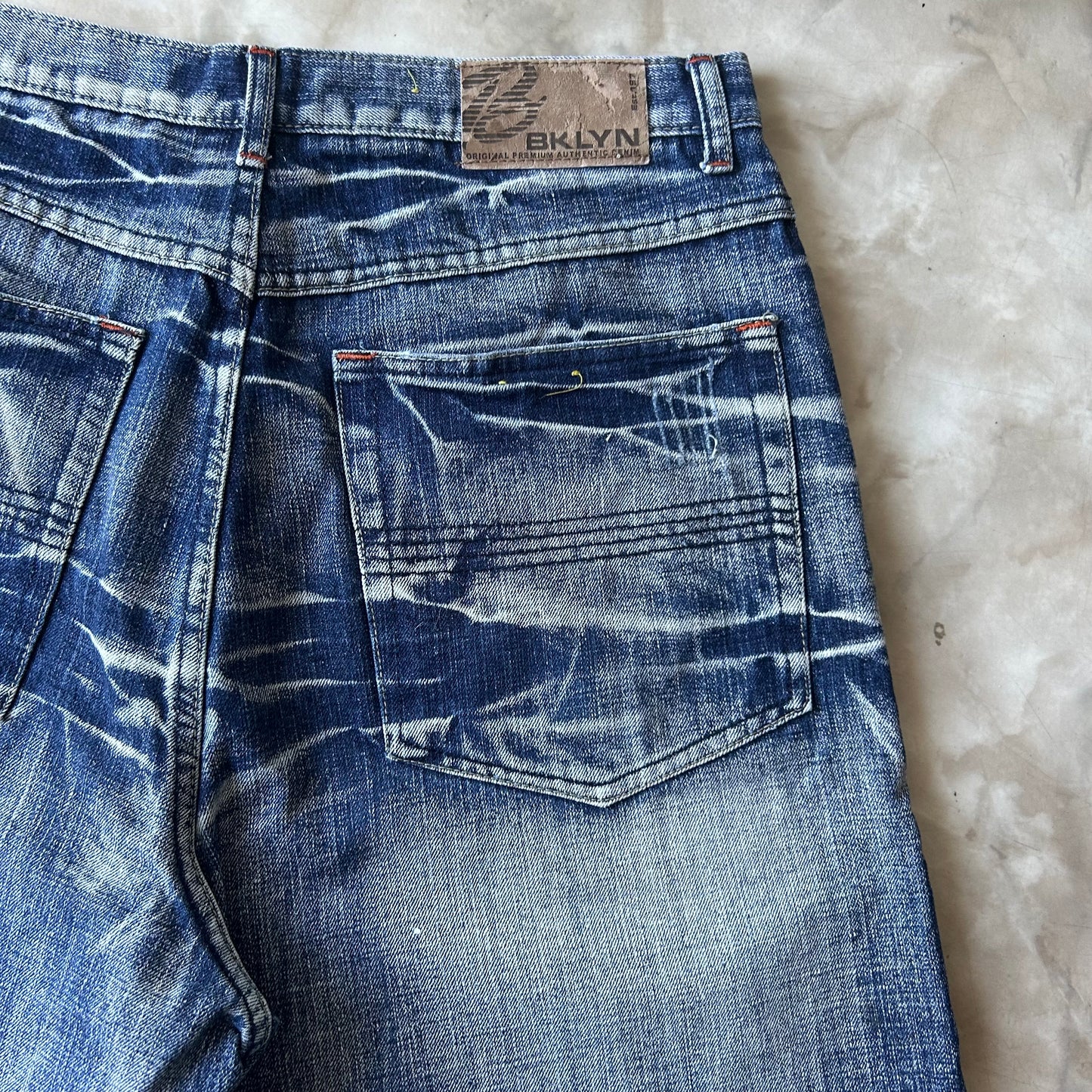 Bram's Vintage — sustainable streetwear from Bram's Vintage