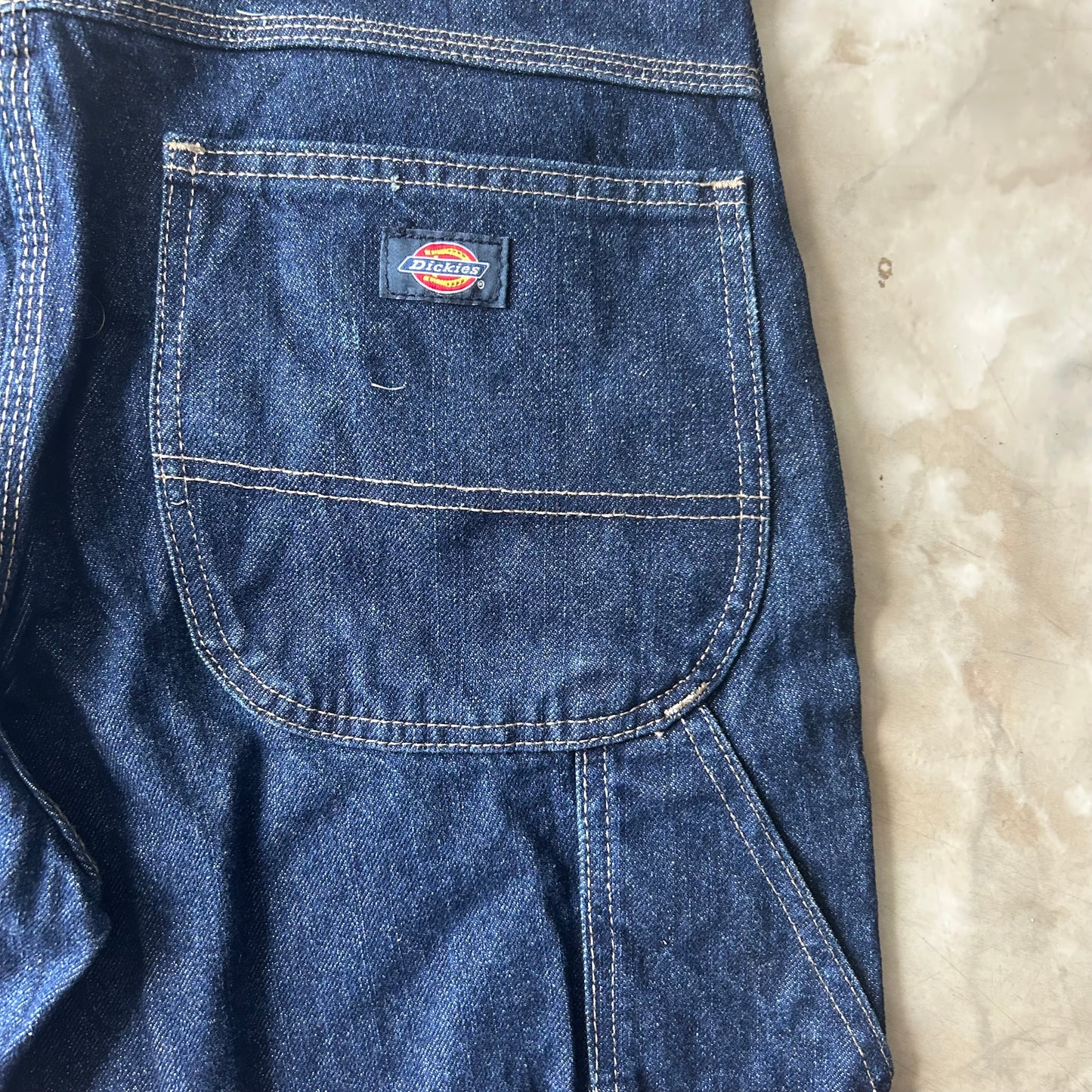 Bram's Vintage — sustainable streetwear from Bram's Vintage