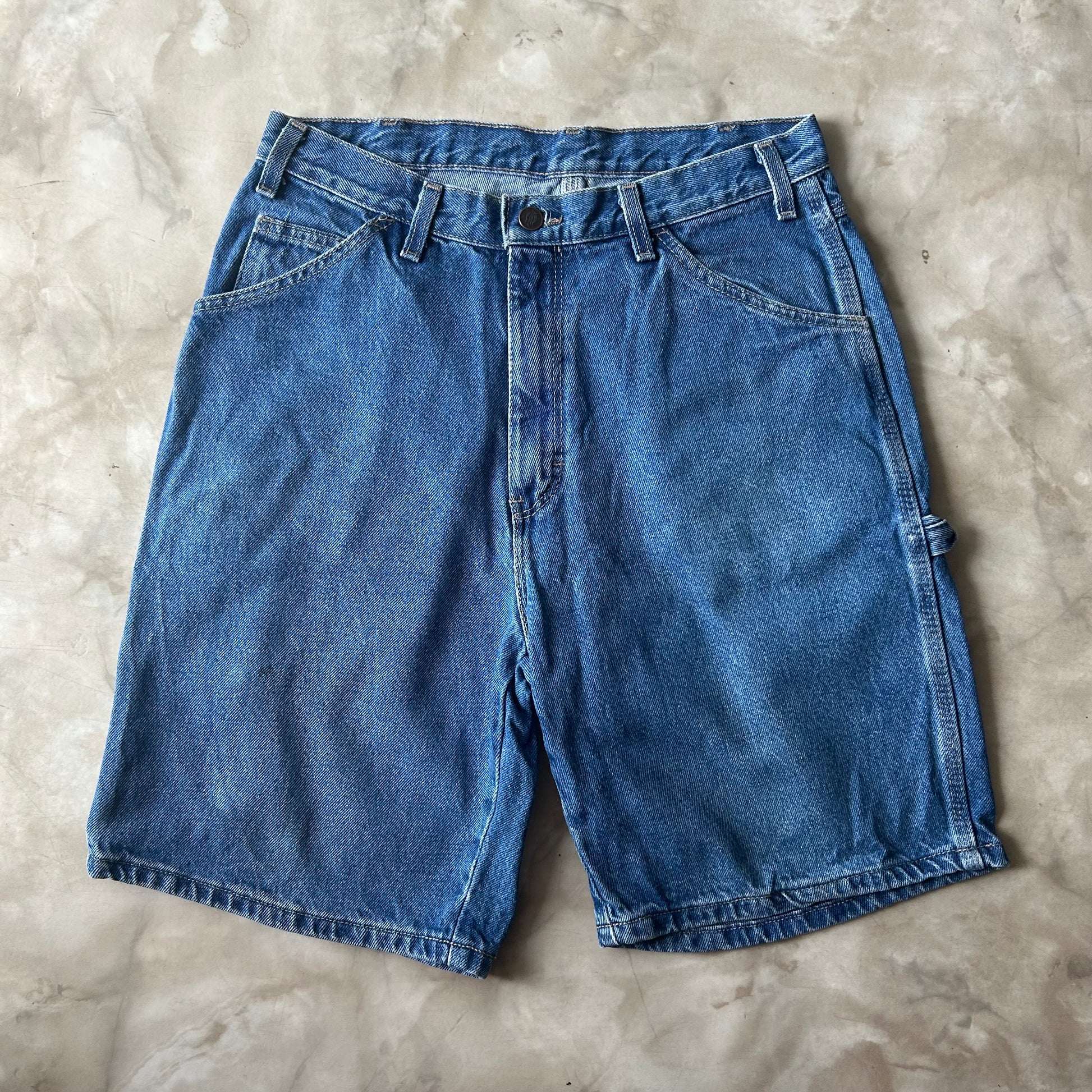 Bram's Vintage — sustainable streetwear from Bram's Vintage