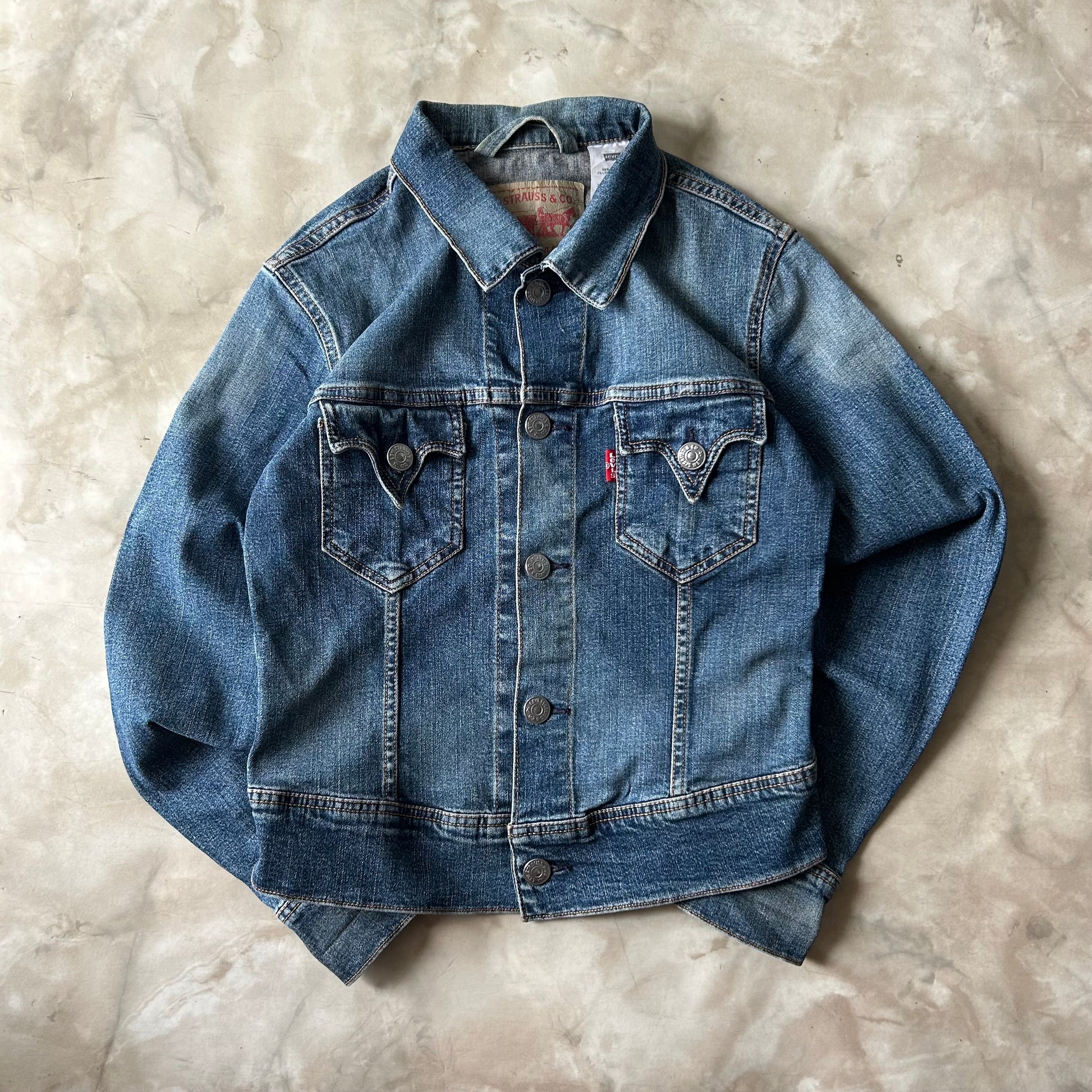 Vintage Bram's Vintage Levi's Denim Jacket Blue (women's) in Blue — sustainable streetwear from Bram's Vintage