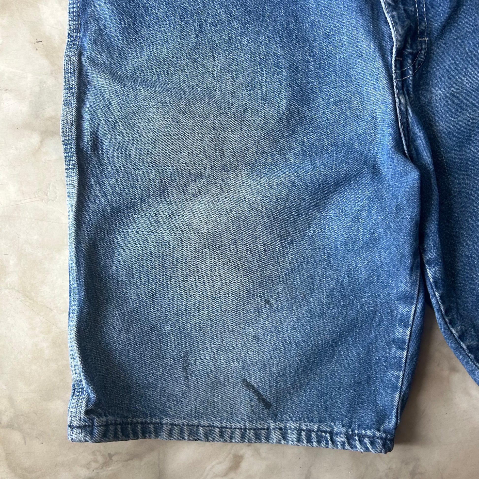 Bram's Vintage — sustainable streetwear from Bram's Vintage