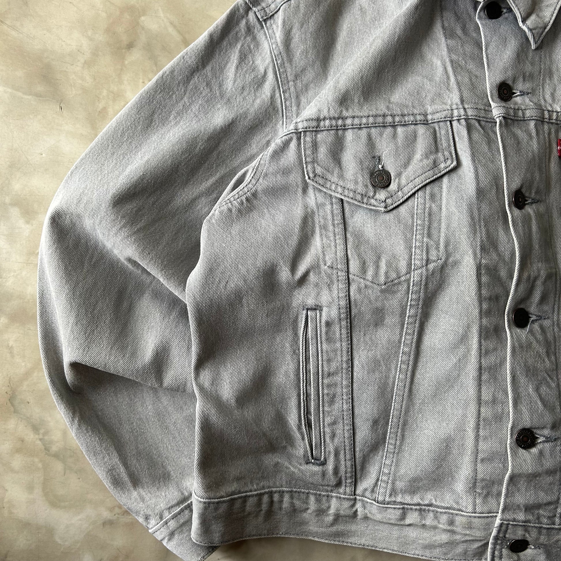 Bram's Vintage — sustainable streetwear from Bram's Vintage