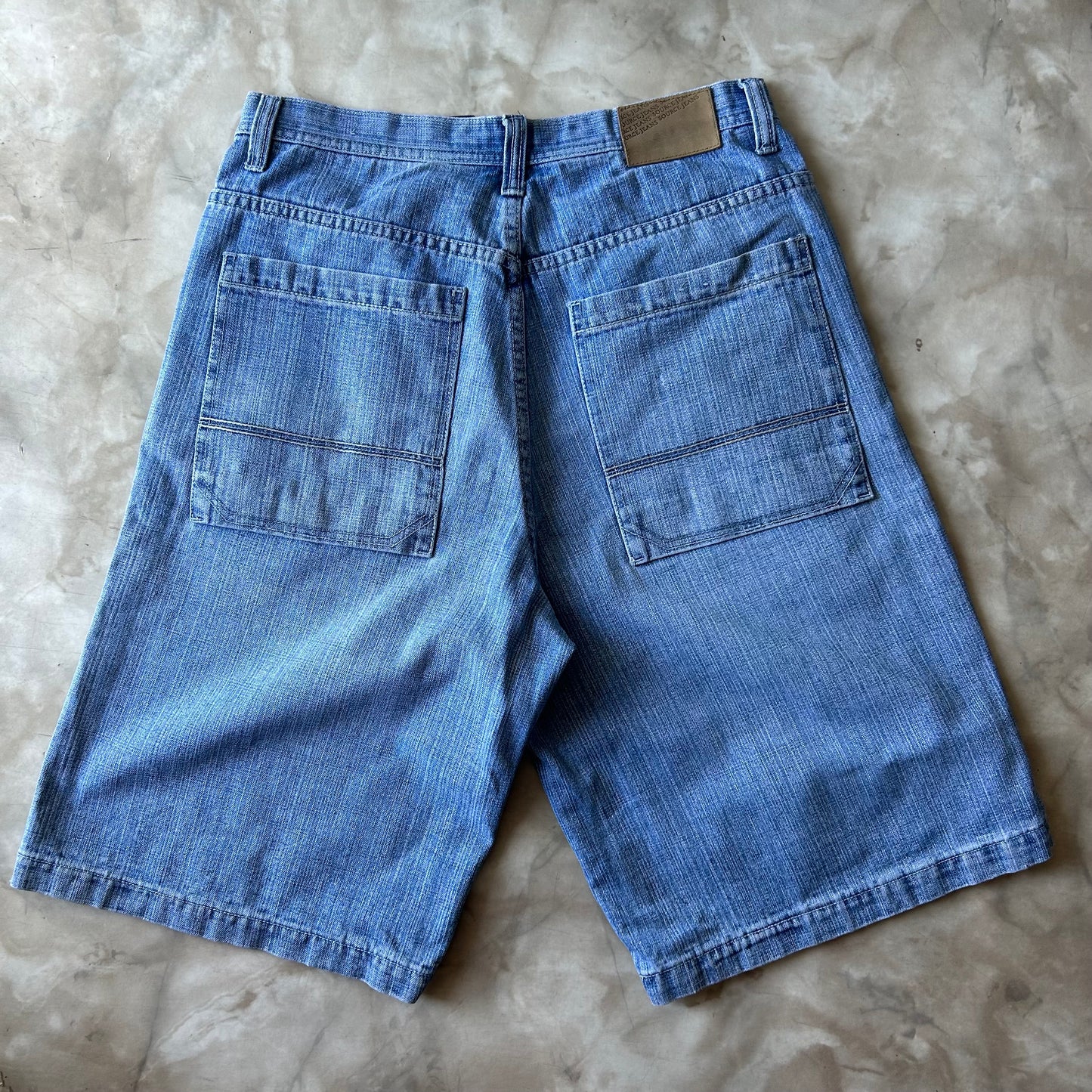 Bram's Vintage — sustainable streetwear from Bram's Vintage