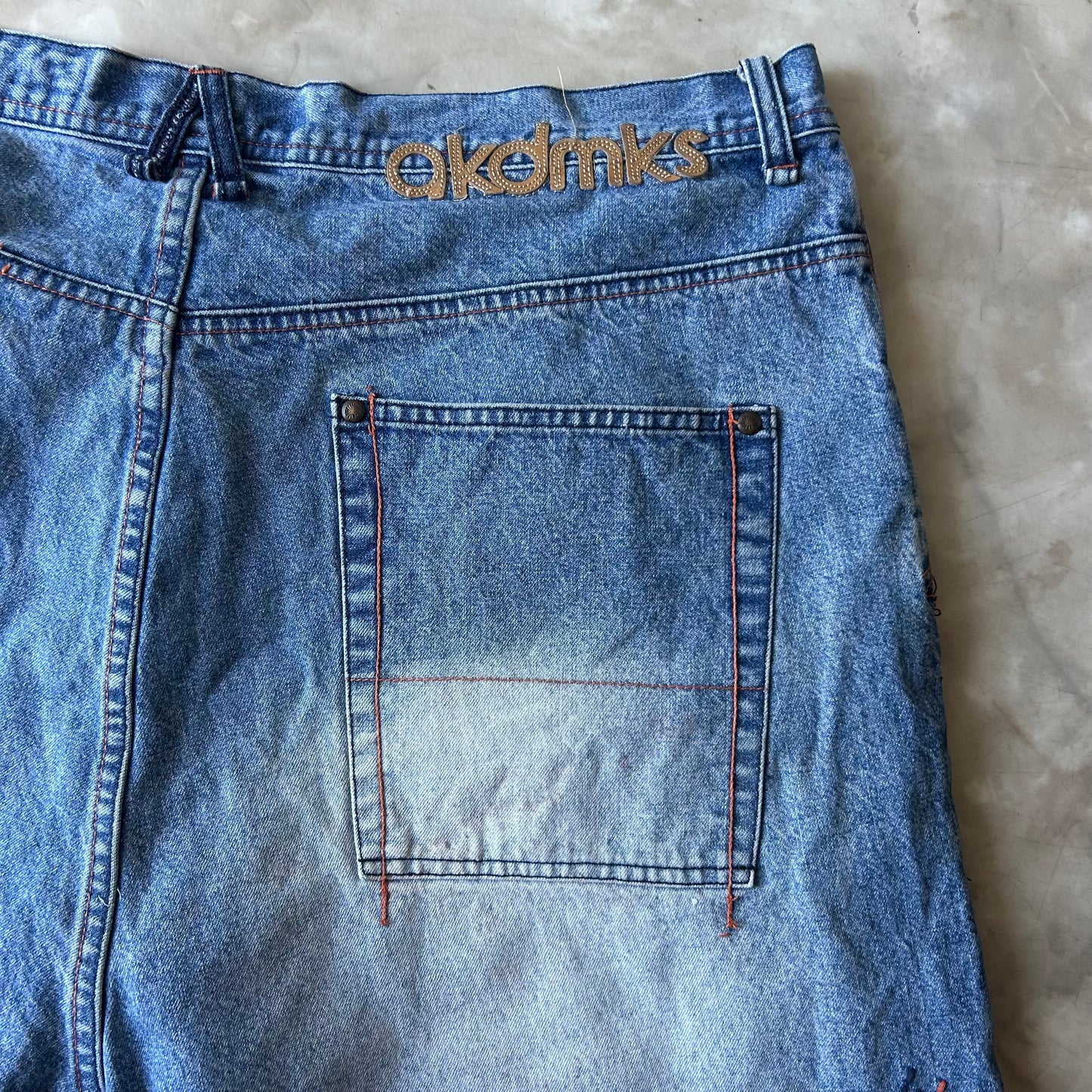 Bram's Vintage — sustainable streetwear from Bram's Vintage