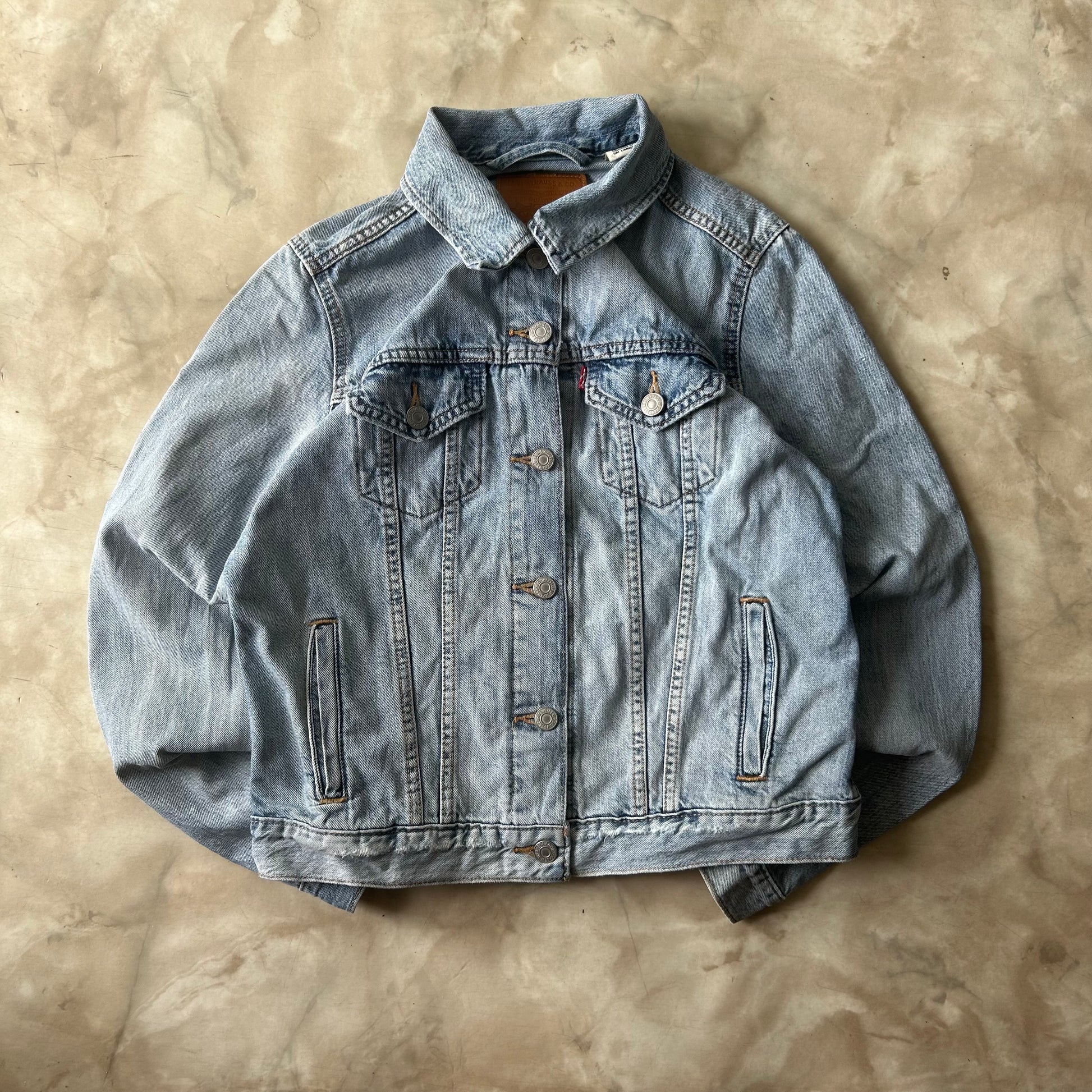 Vintage Bram's Vintage Levi's Denim Jacket Light Blue (women's) in Blue — sustainable streetwear from Bram's Vintage