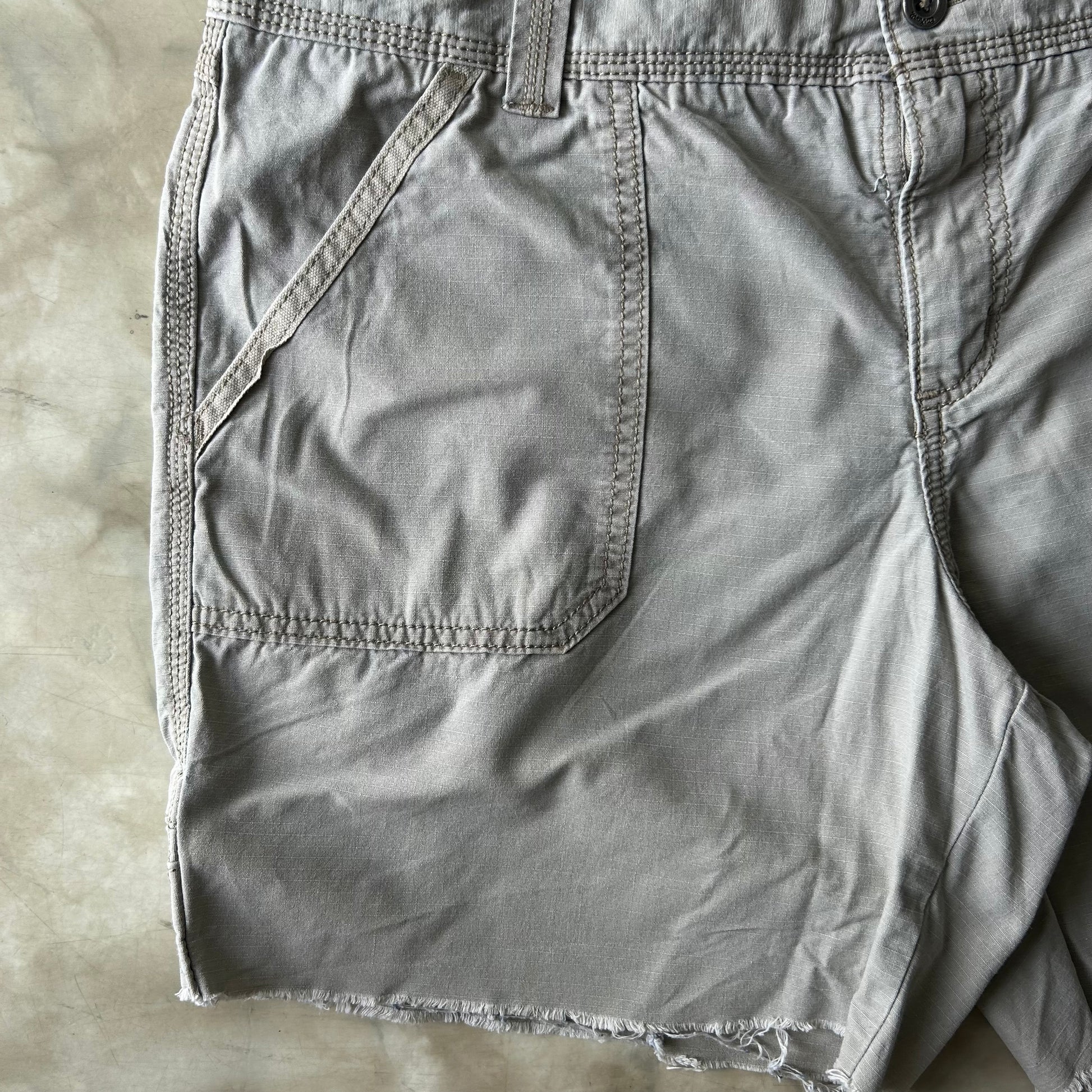 Bram's Vintage — sustainable streetwear from Bram's Vintage