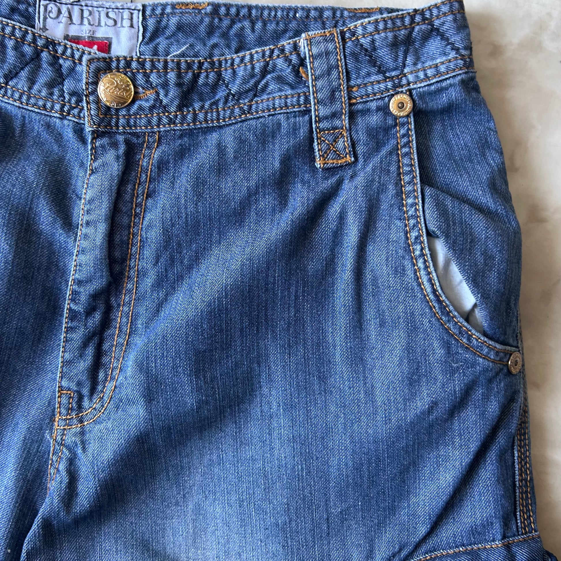 Bram's Vintage — sustainable streetwear from Bram's Vintage