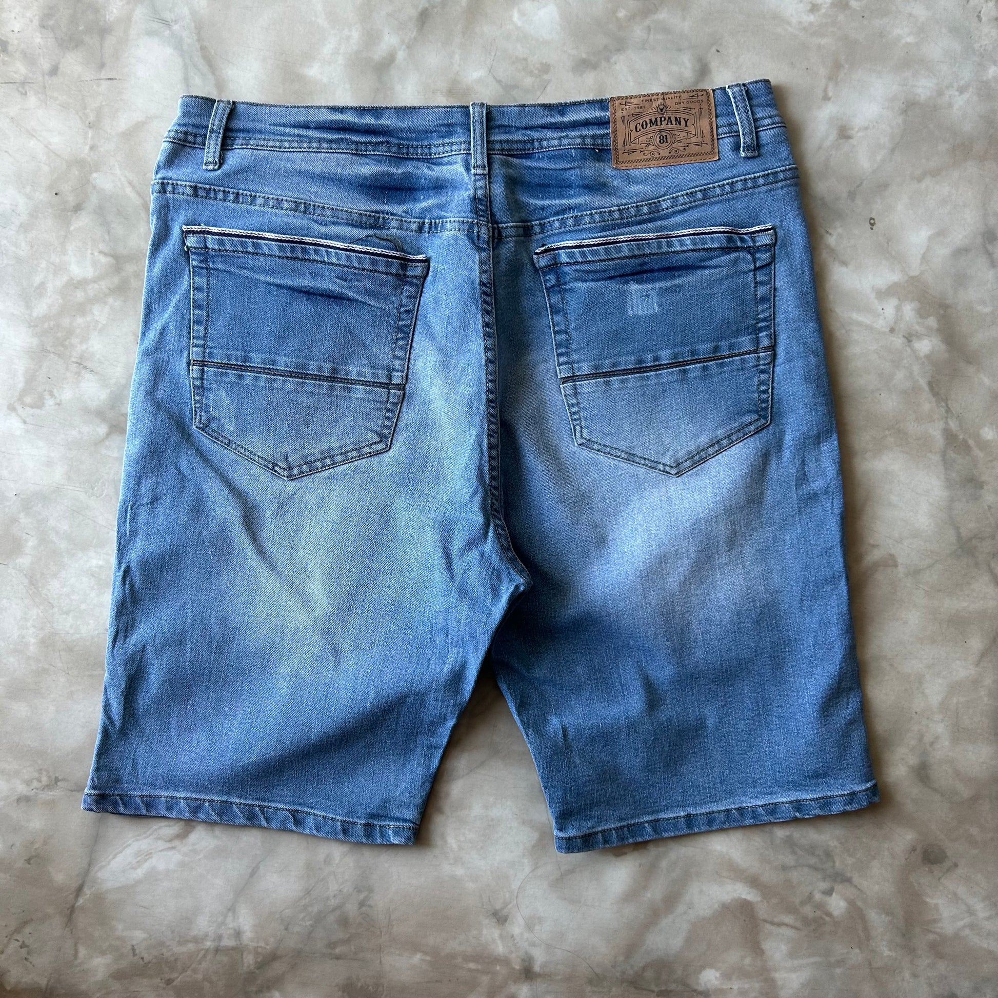 Bram's Vintage — sustainable streetwear from Bram's Vintage