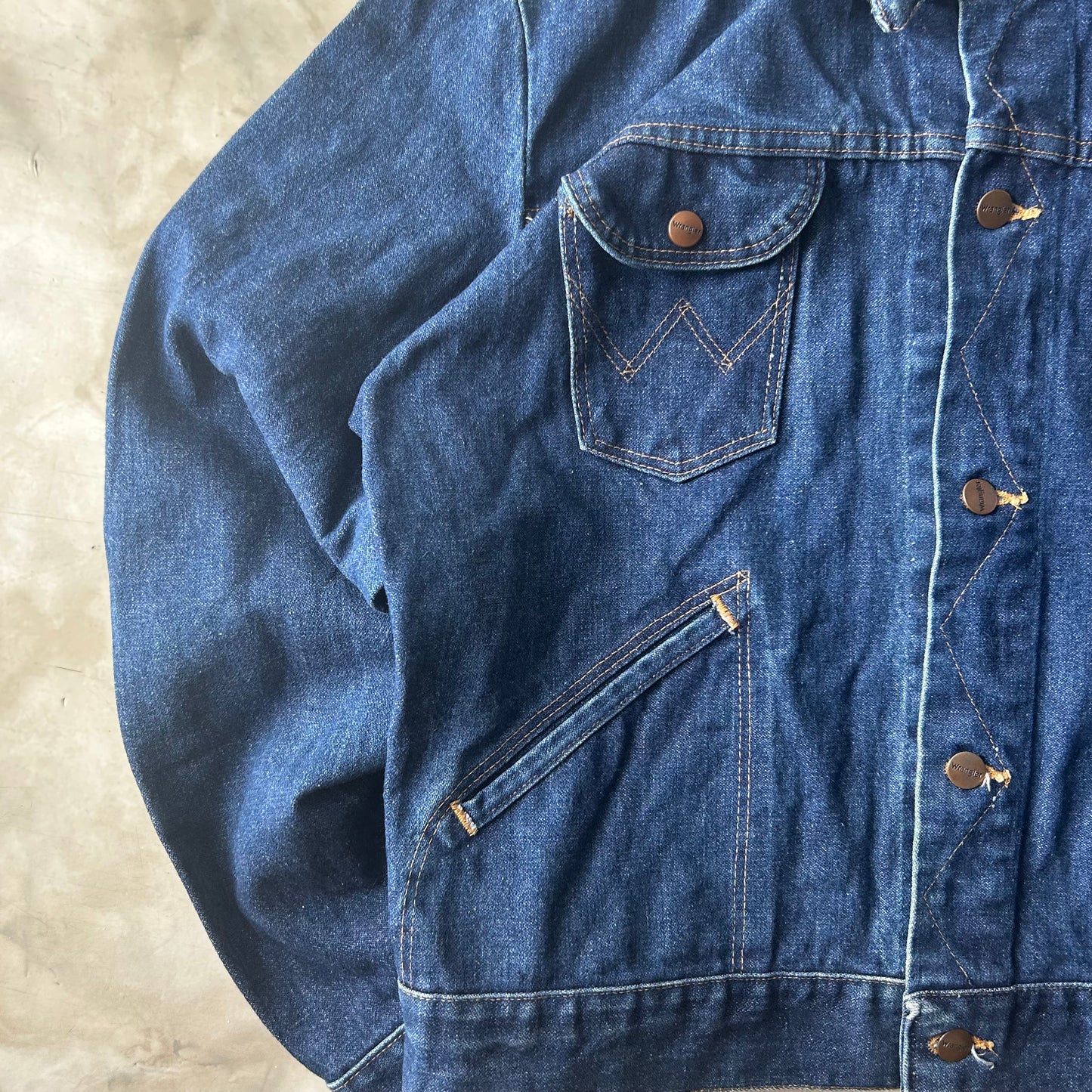 Bram's Vintage — sustainable streetwear from Bram's Vintage
