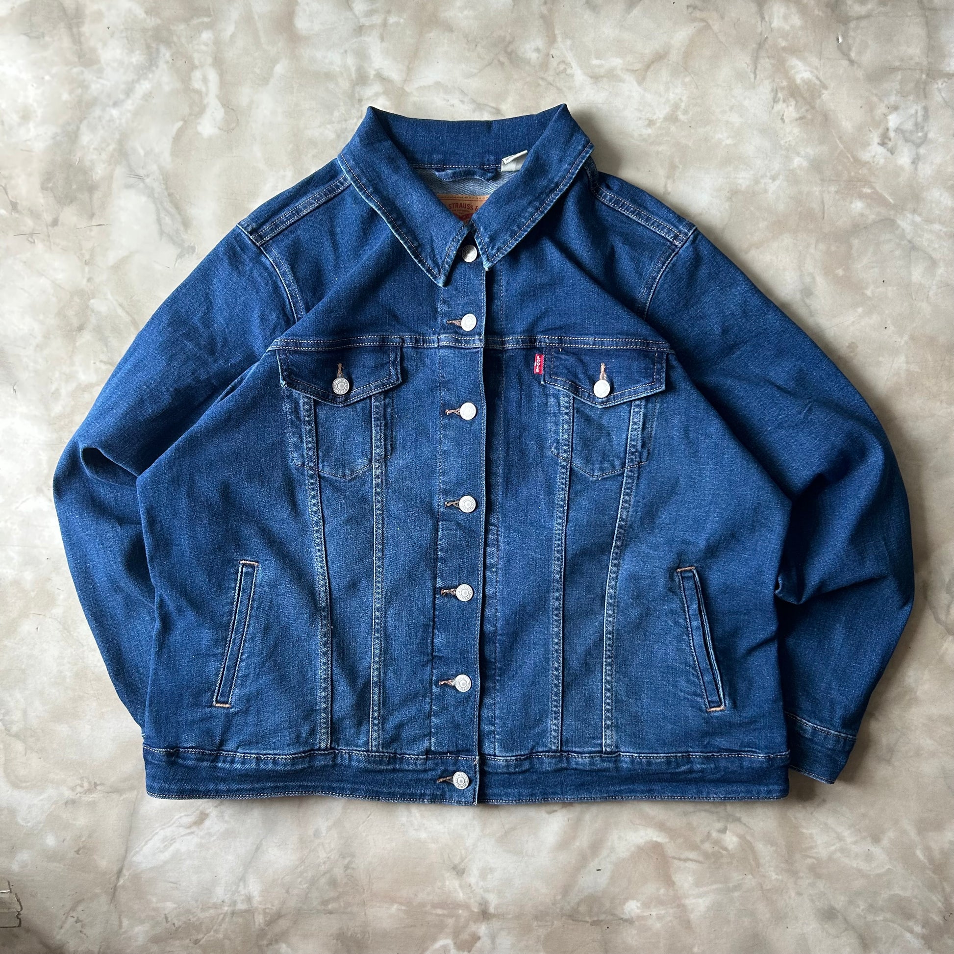 Vintage Bram's Vintage Levi's Denim Jacket Dark Blue in Blue — sustainable streetwear from Bram's Vintage