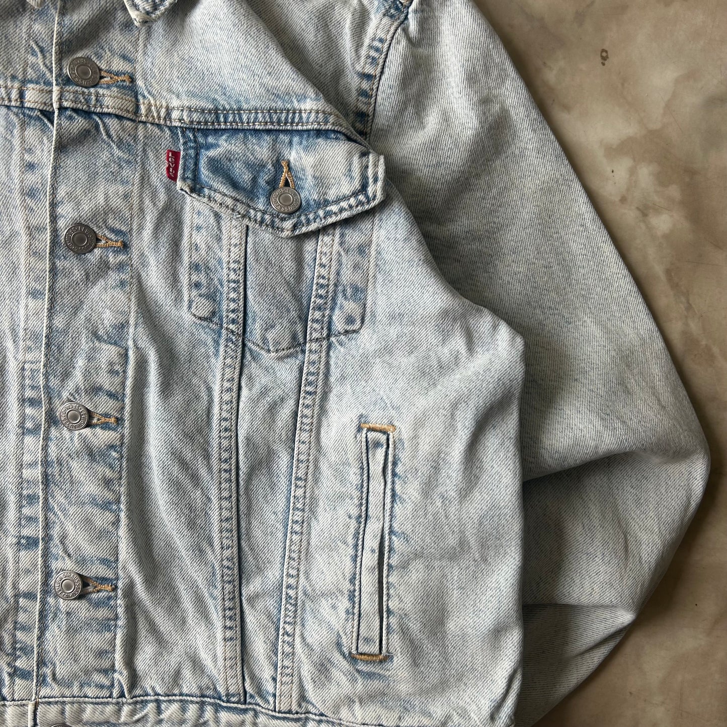 Bram's Vintage — sustainable streetwear from Bram's Vintage