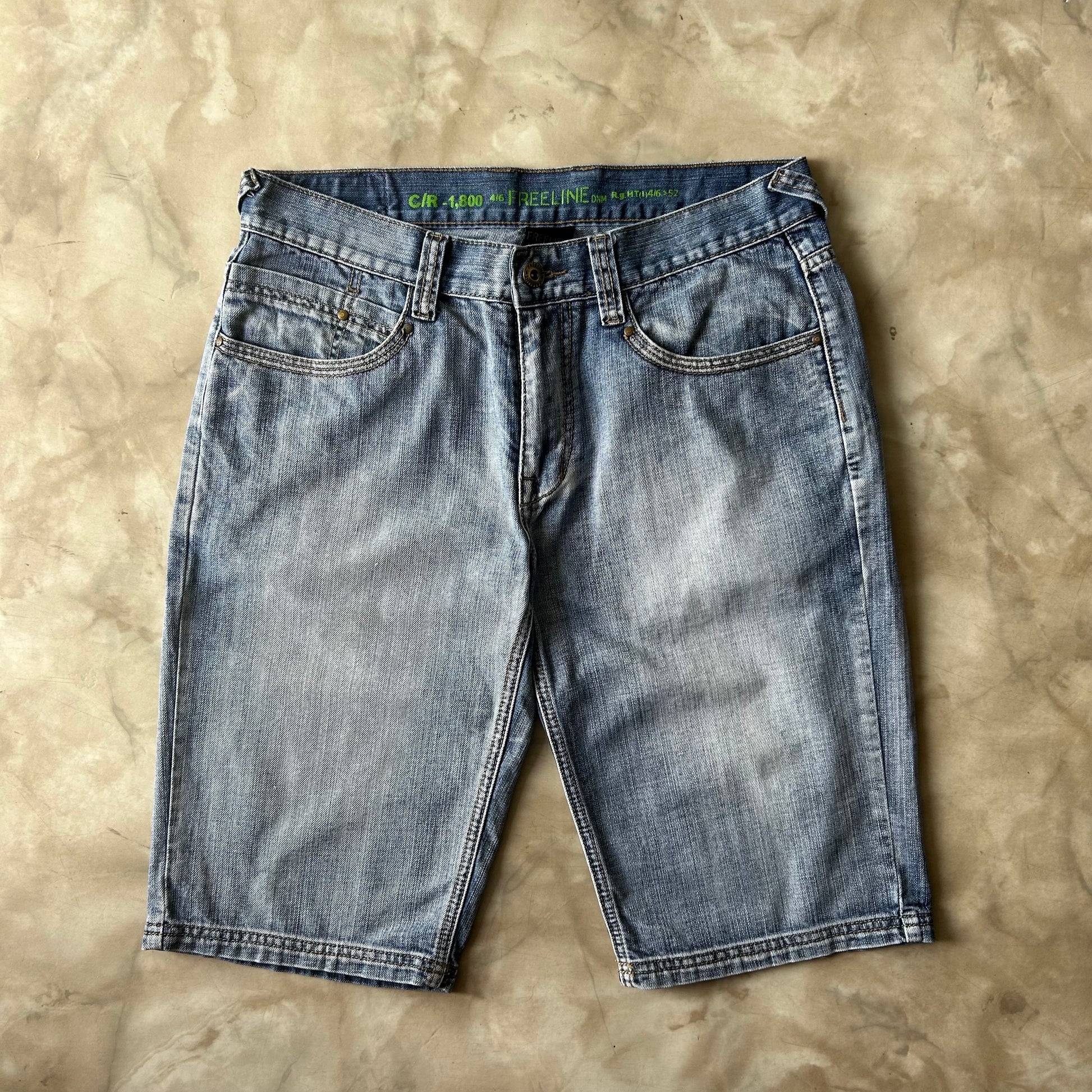 Bram's Vintage — sustainable streetwear from Bram's Vintage