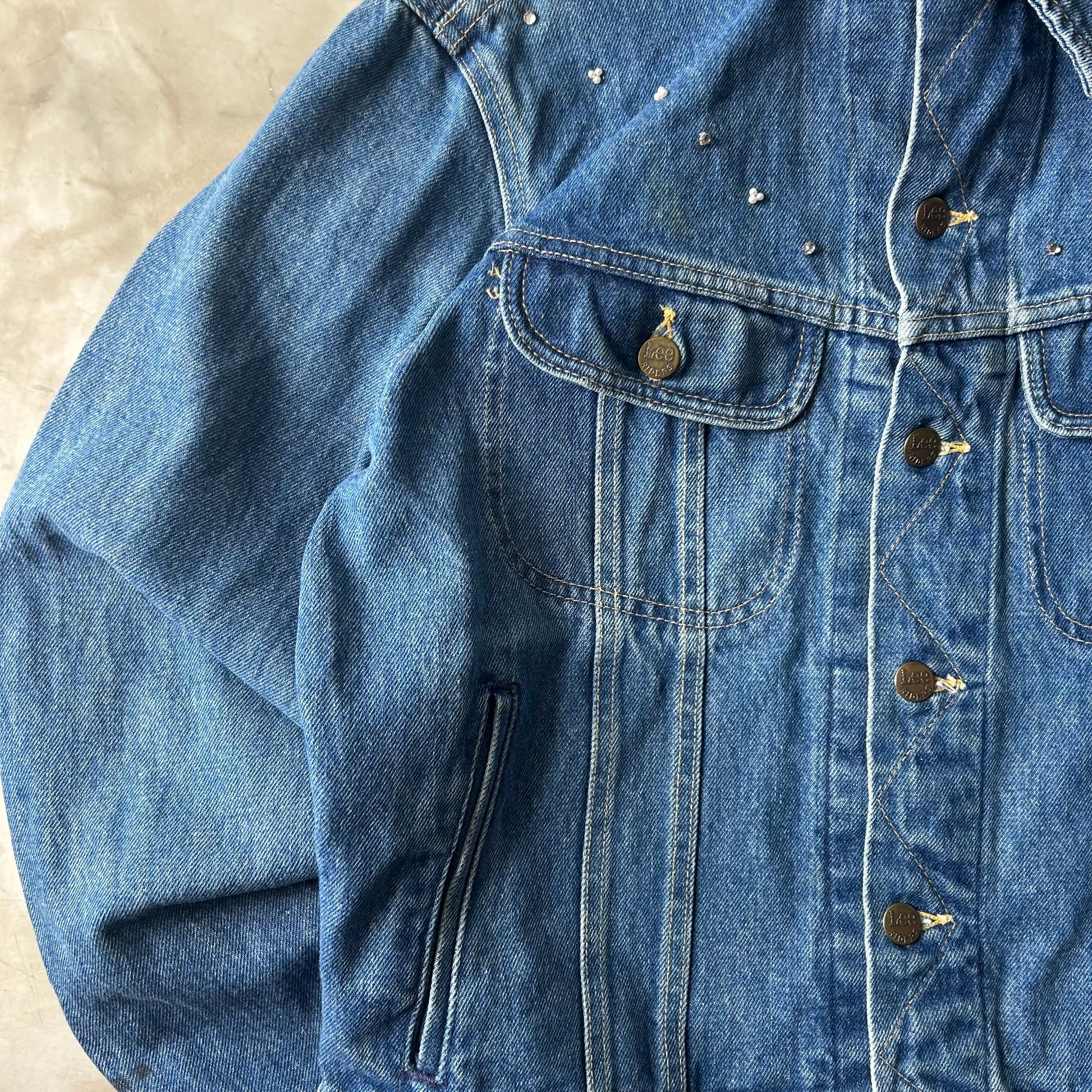 Bram's Vintage — sustainable streetwear from Bram's Vintage