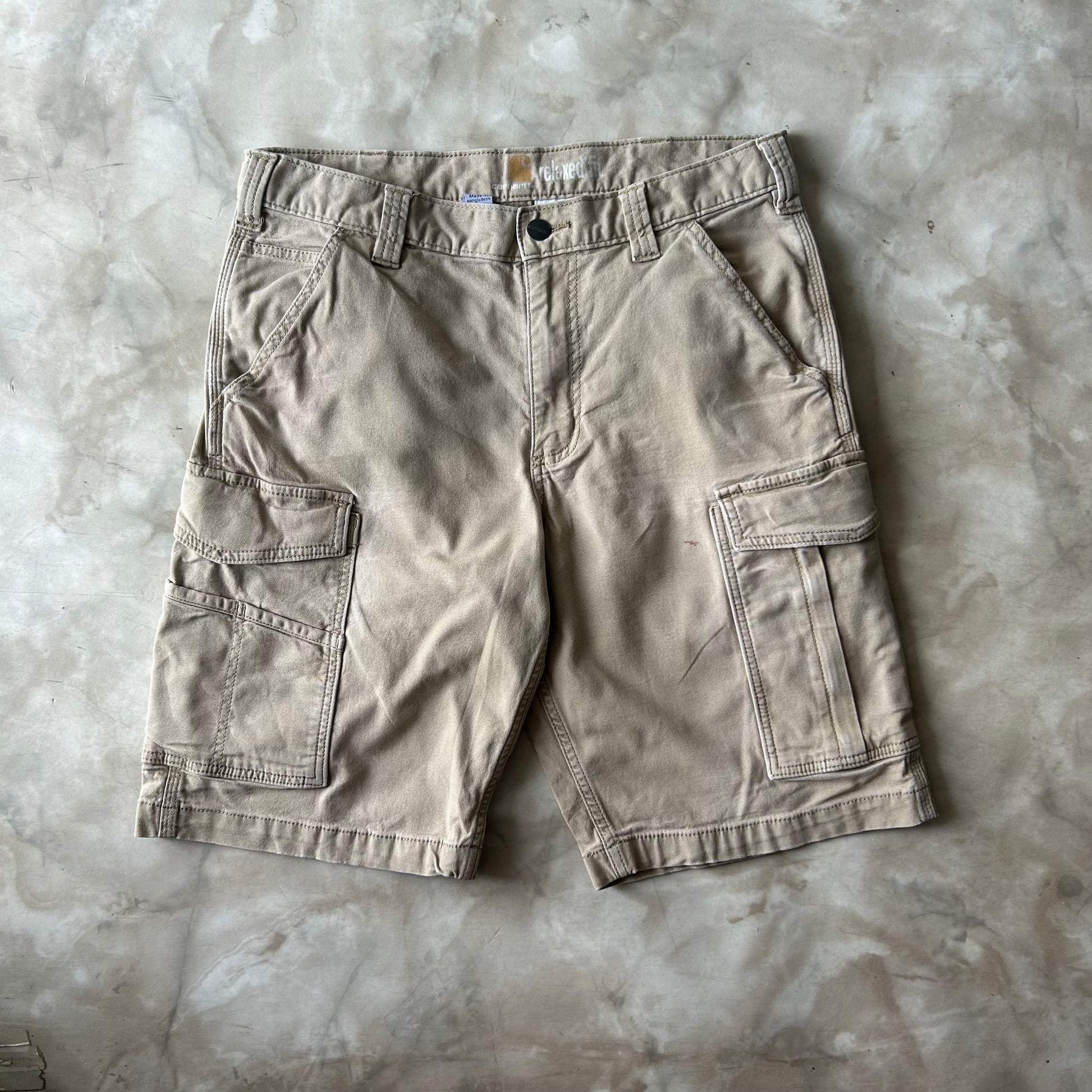 Vintage Bram's Vintage Carhartt Relaxed Fit Work Short Beige (Cargo) in Beige — sustainable streetwear from Bram's Vintage