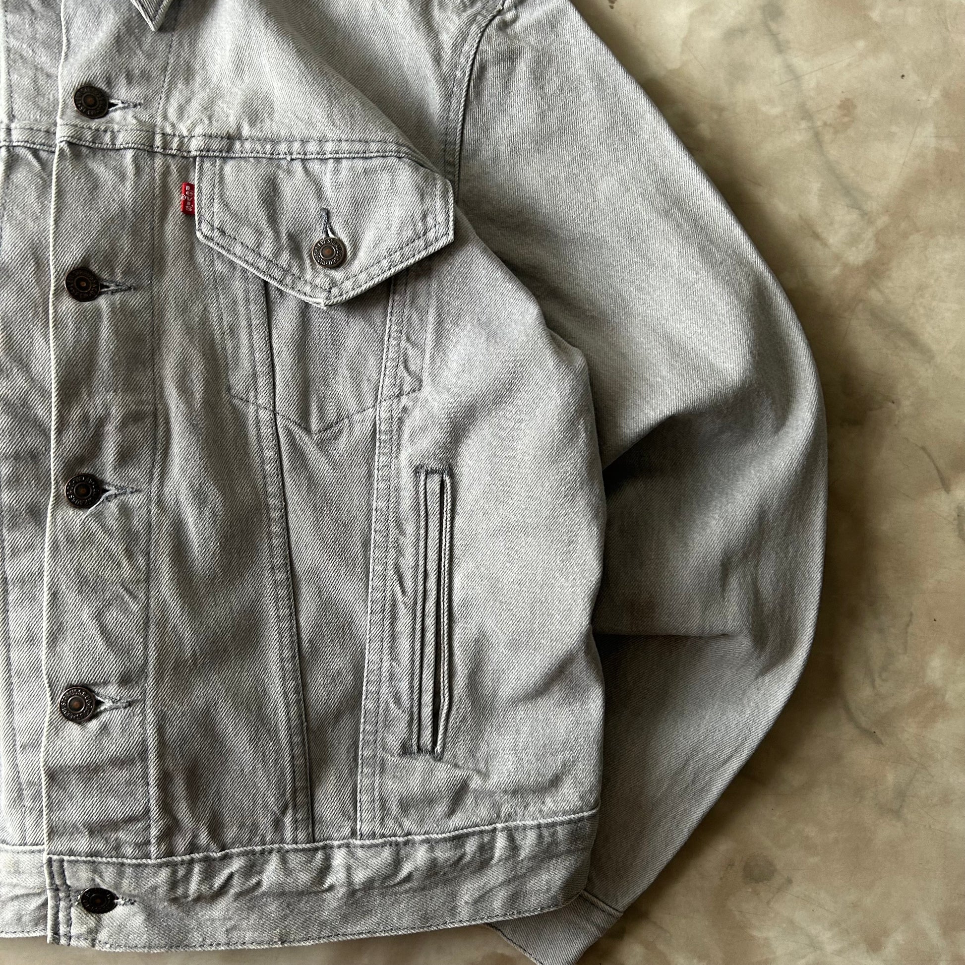 Bram's Vintage — sustainable streetwear from Bram's Vintage