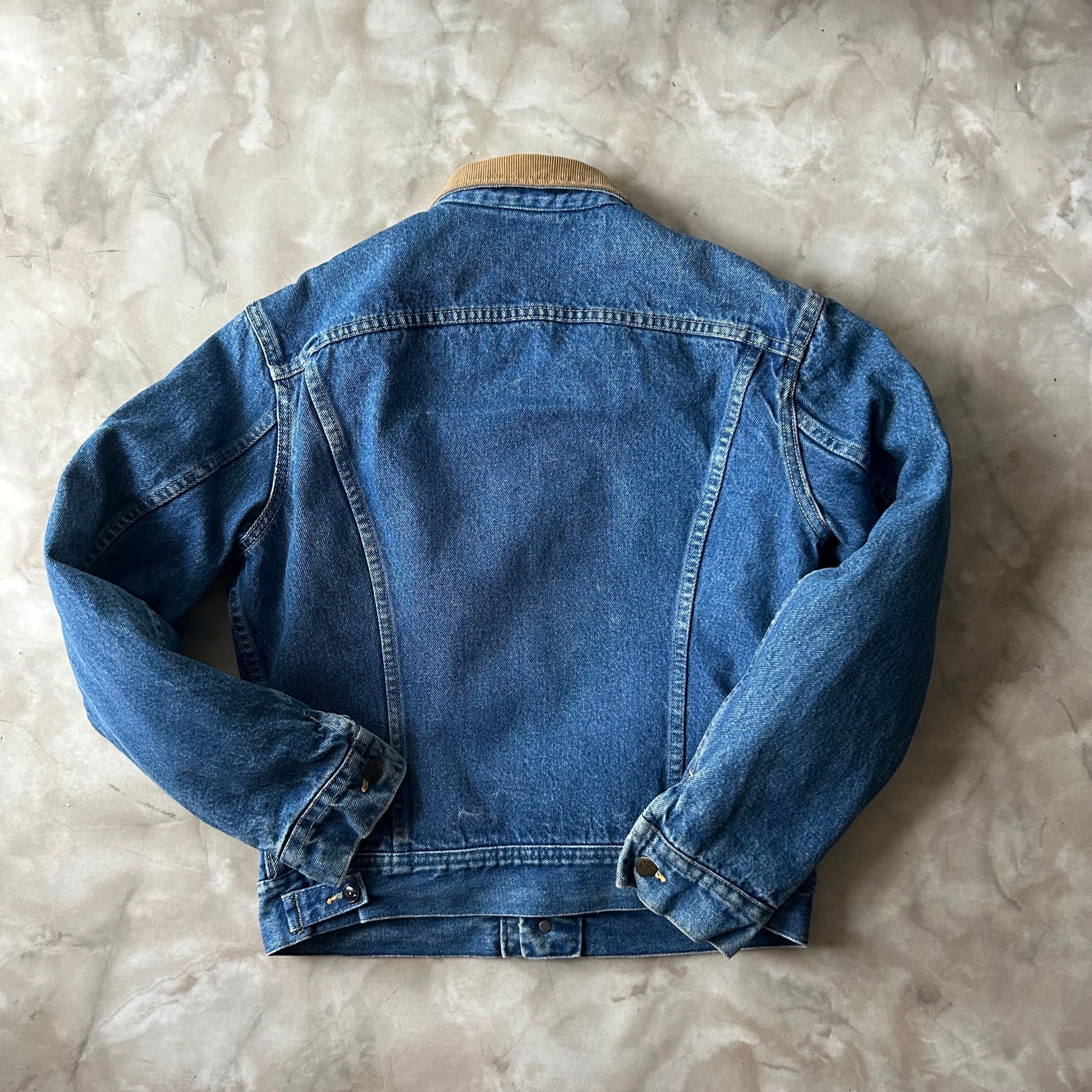 Bram's Vintage — sustainable streetwear from Bram's Vintage