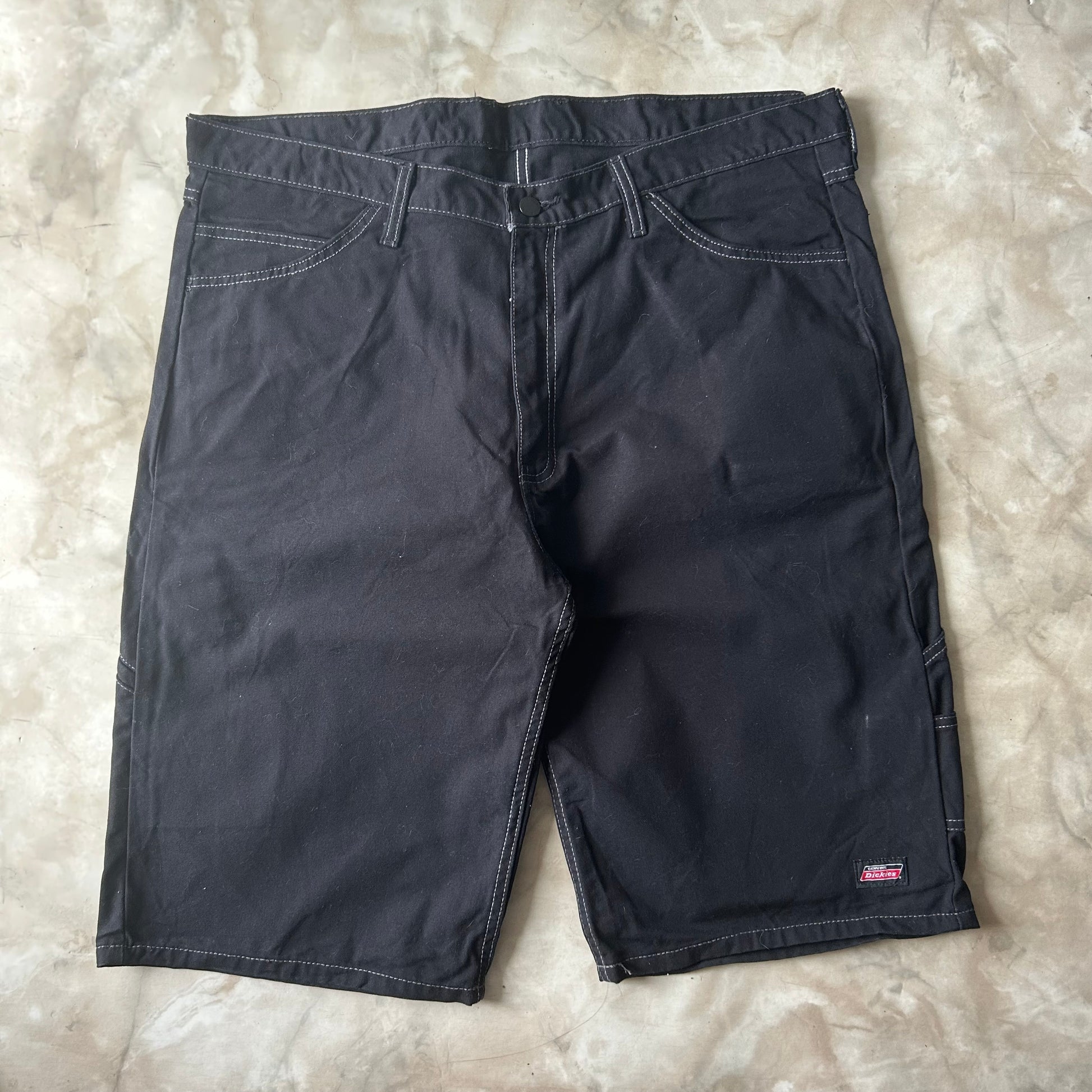 Bram's Vintage — sustainable streetwear from Bram's Vintage