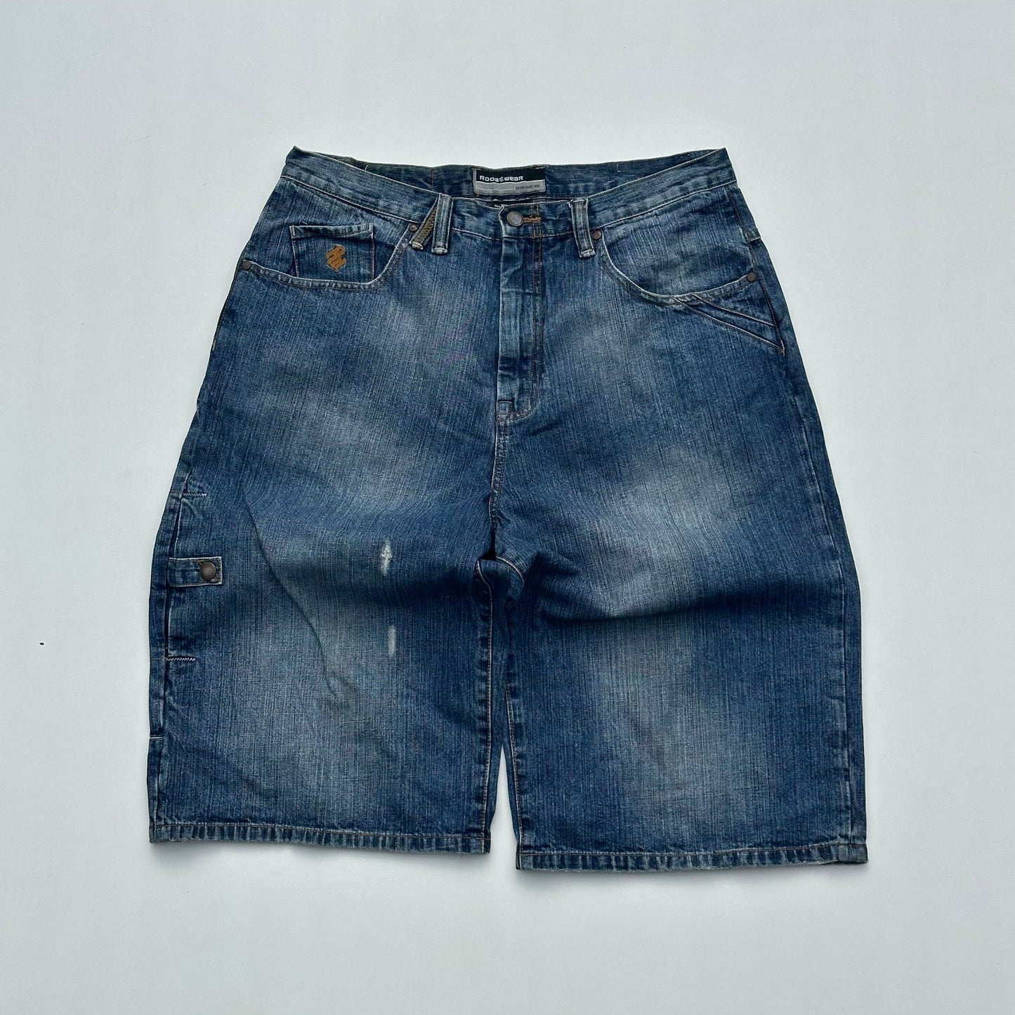 Roca Wear Medium Wash Jort