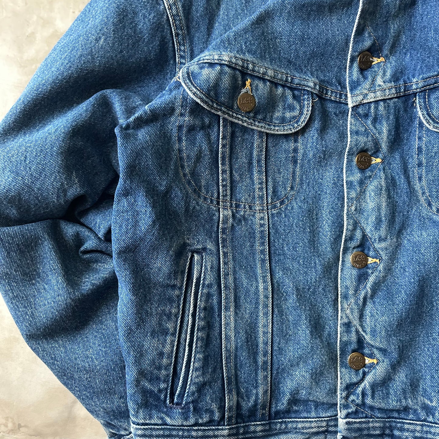 Bram's Vintage — sustainable streetwear from Bram's Vintage