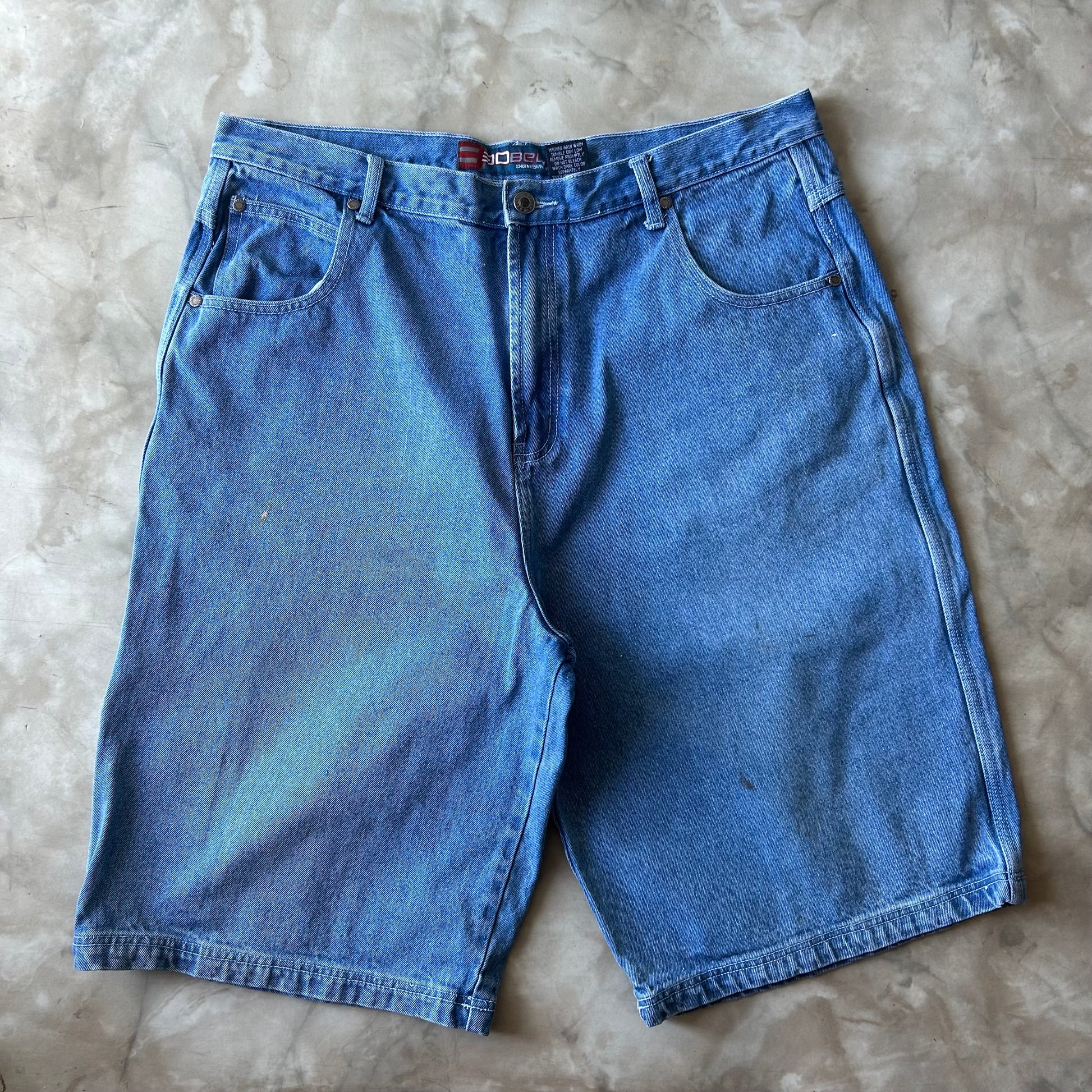 Bram's Vintage — sustainable streetwear from Bram's Vintage