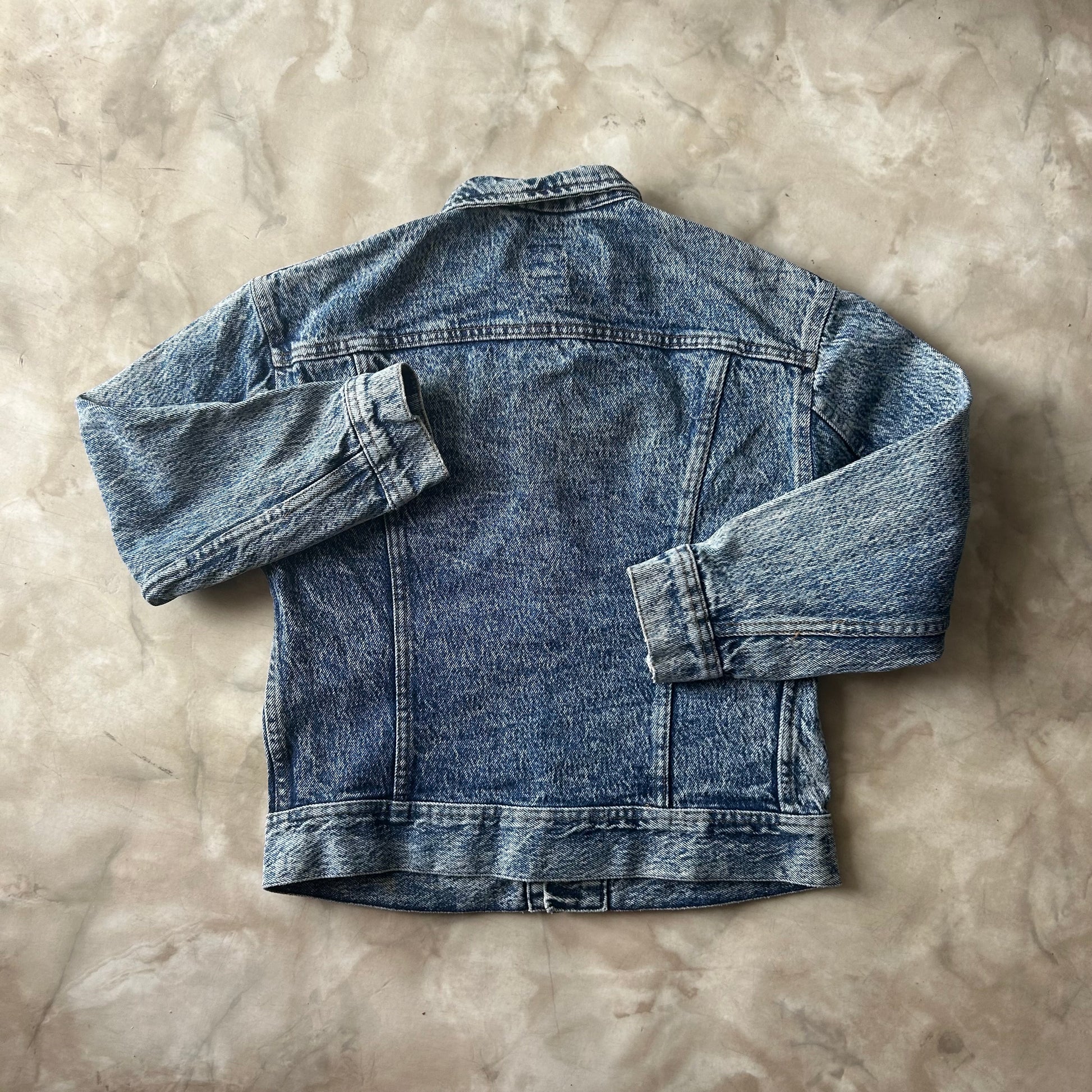 Bram's Vintage — sustainable streetwear from Bram's Vintage