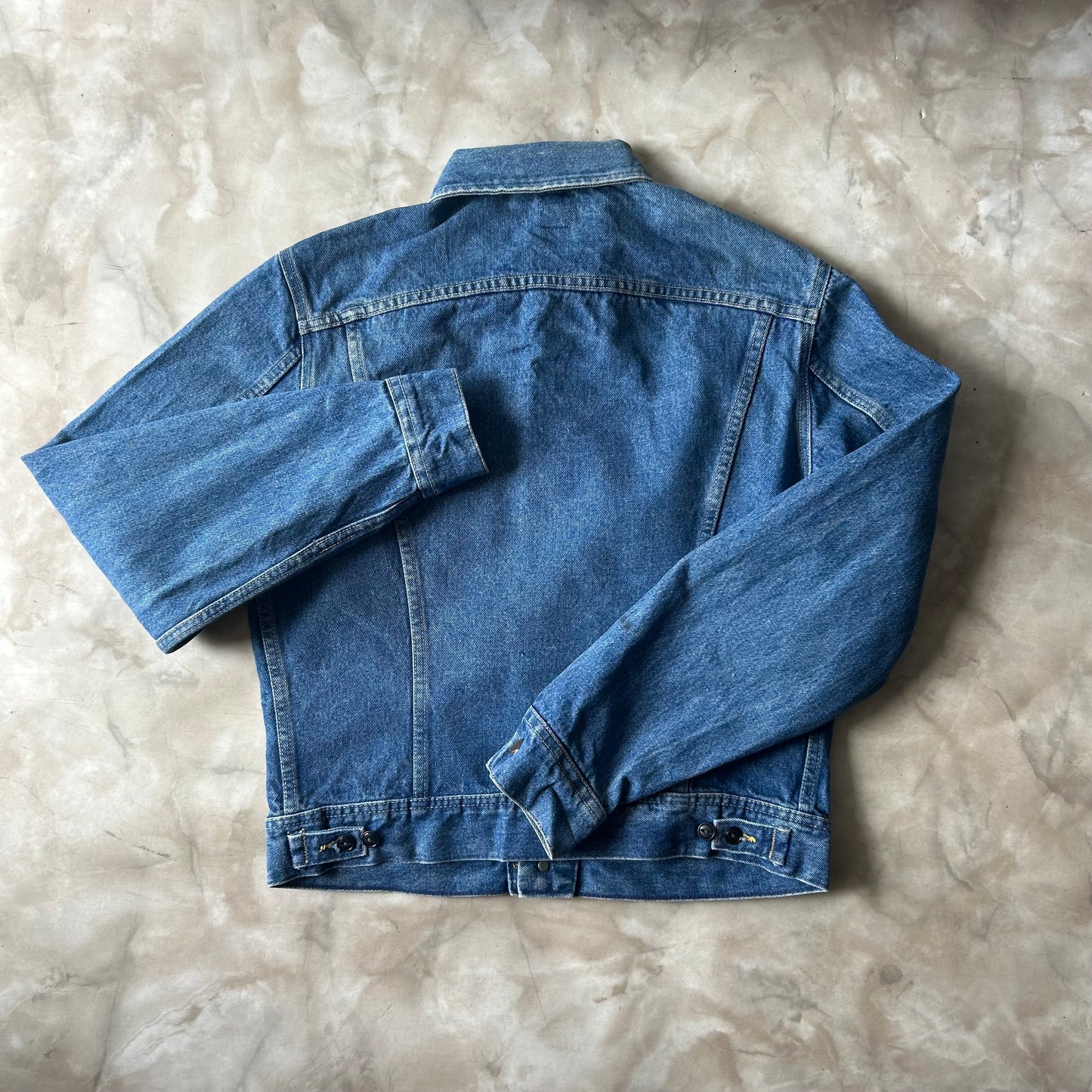 Bram's Vintage — sustainable streetwear from Bram's Vintage