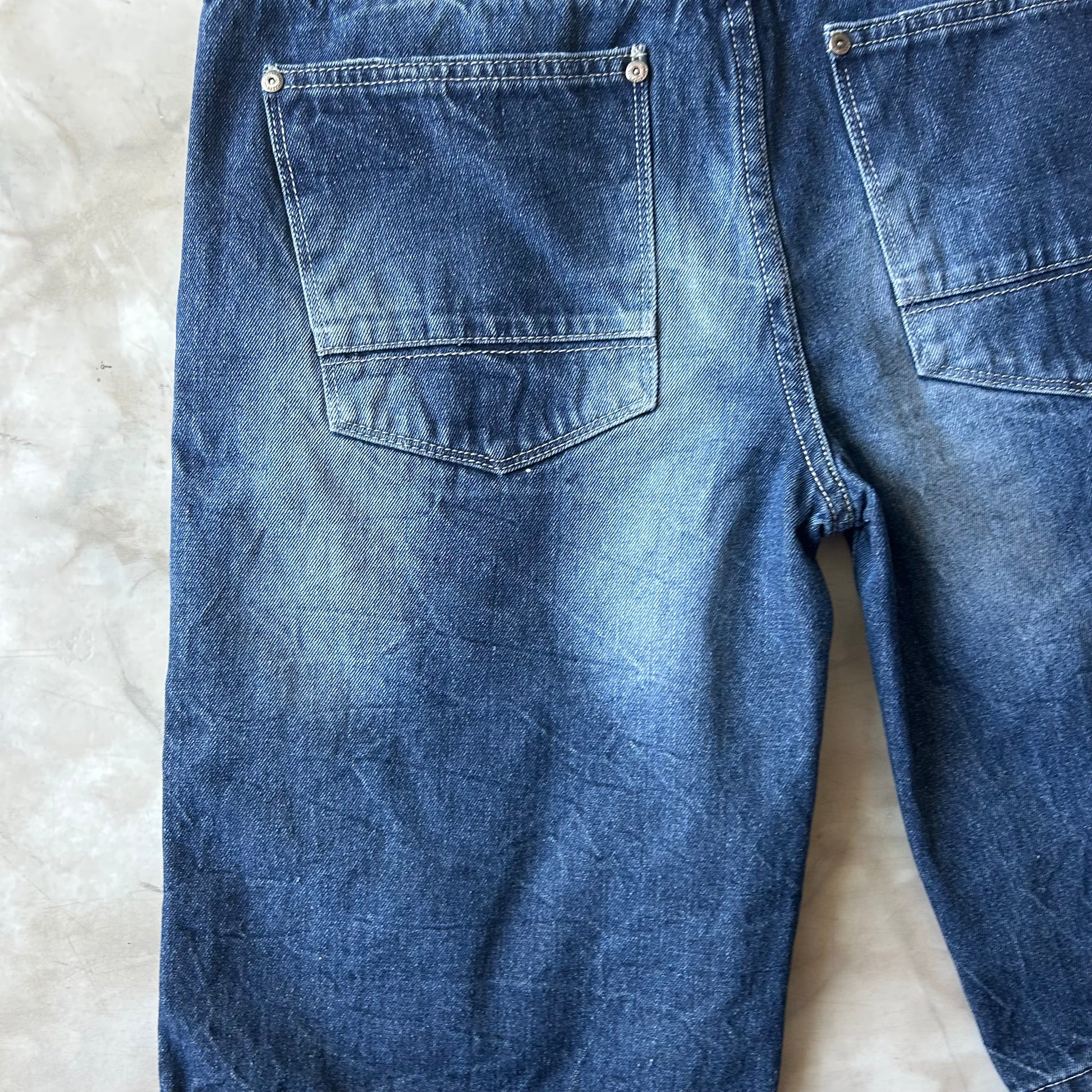 Bram's Vintage — sustainable streetwear from Bram's Vintage