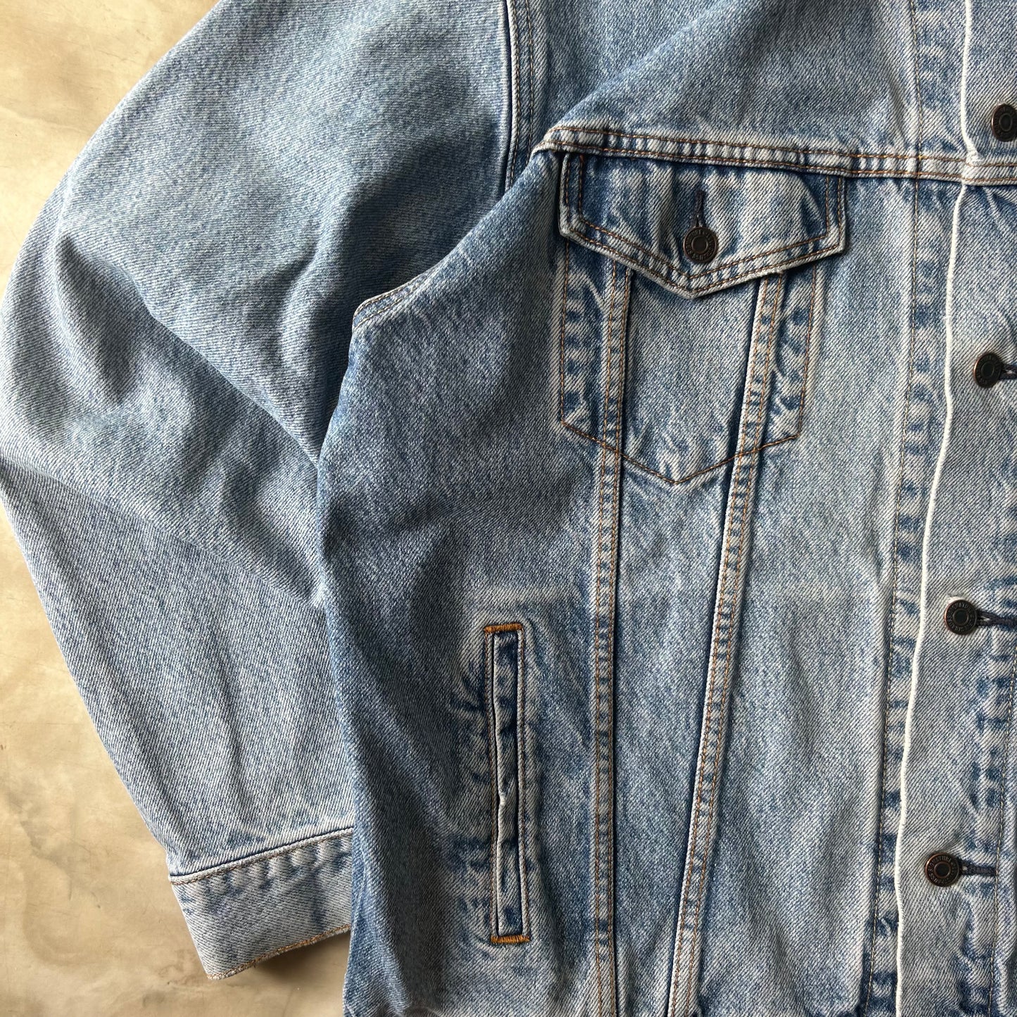 Bram's Vintage — sustainable streetwear from Bram's Vintage