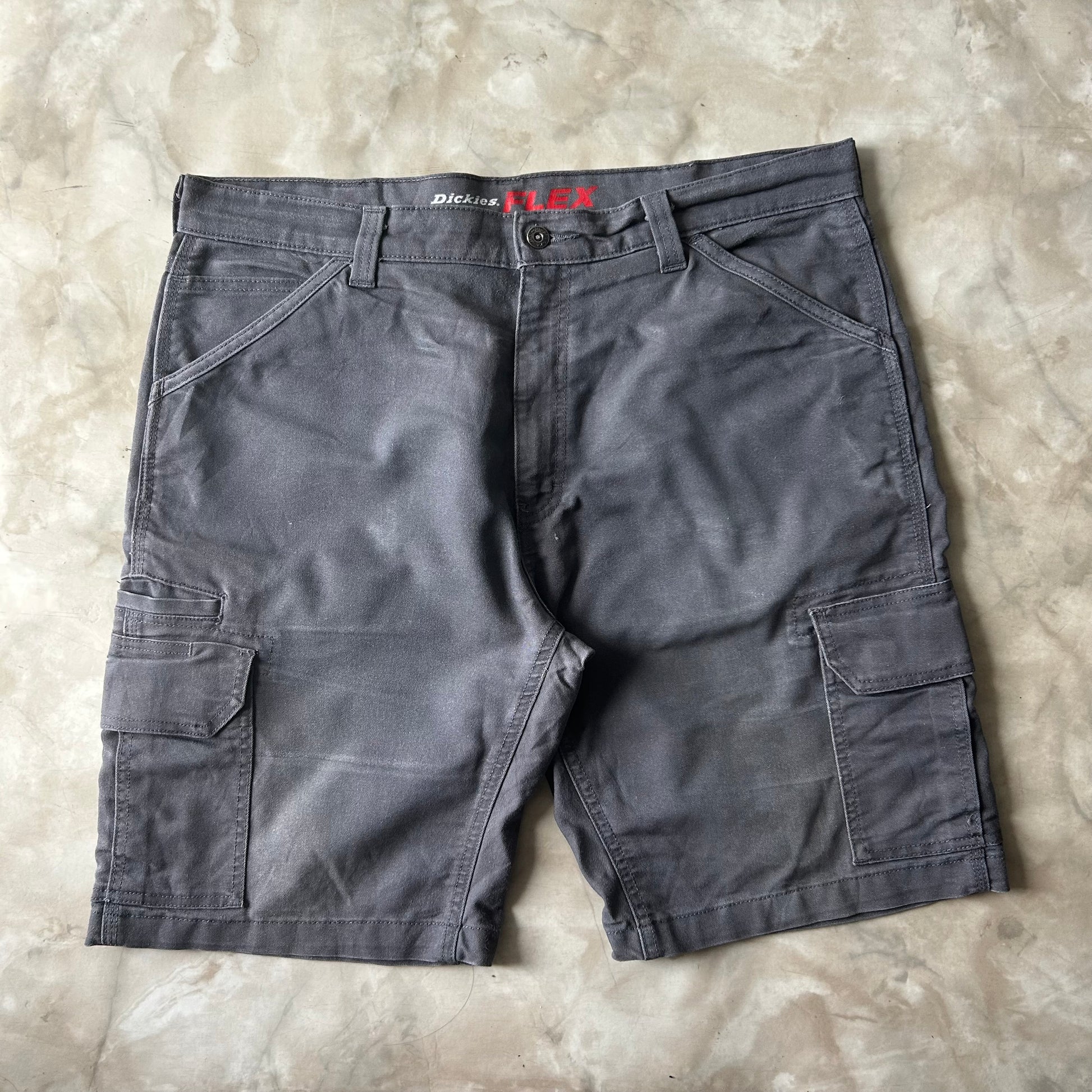 Bram's Vintage — sustainable streetwear from Bram's Vintage