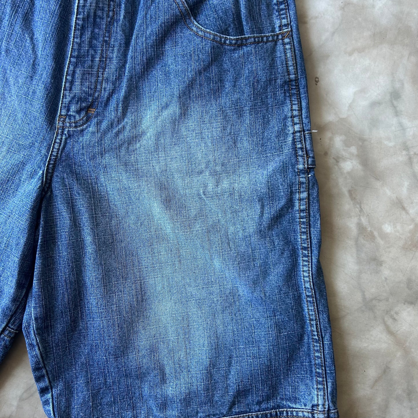 Bram's Vintage — sustainable streetwear from Bram's Vintage