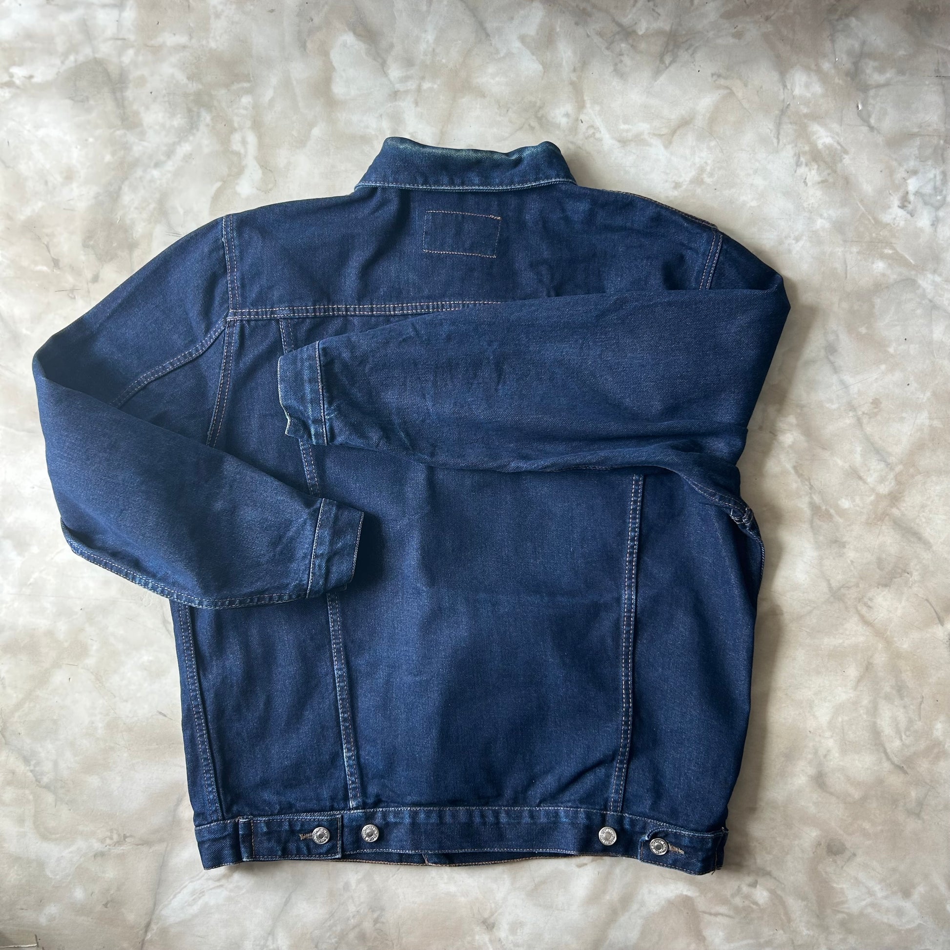 Bram's Vintage — sustainable streetwear from Bram's Vintage