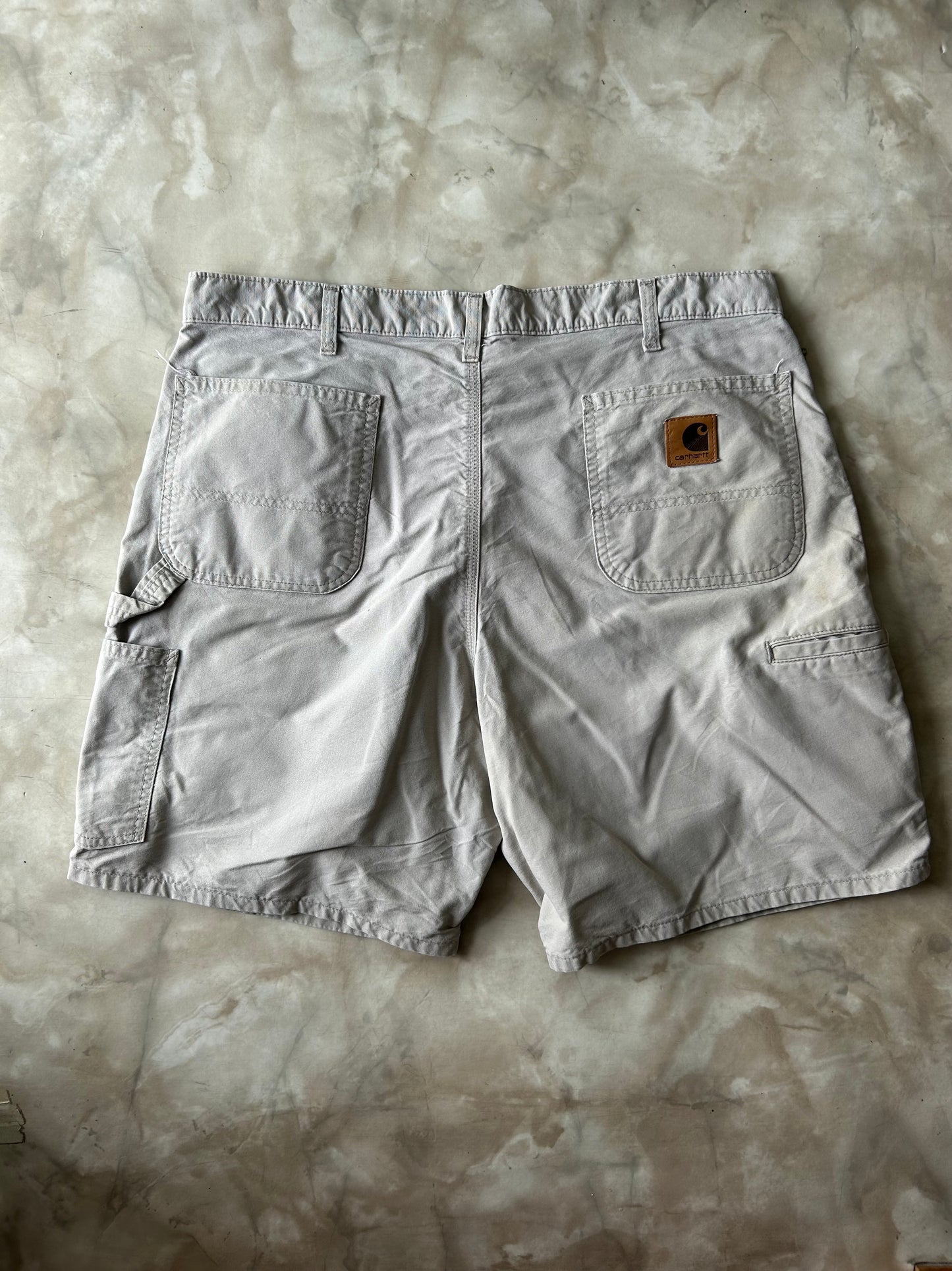 Vintage Bram's Vintage Carhartt Work Short Light Beige in Beige — sustainable streetwear from Bram's Vintage